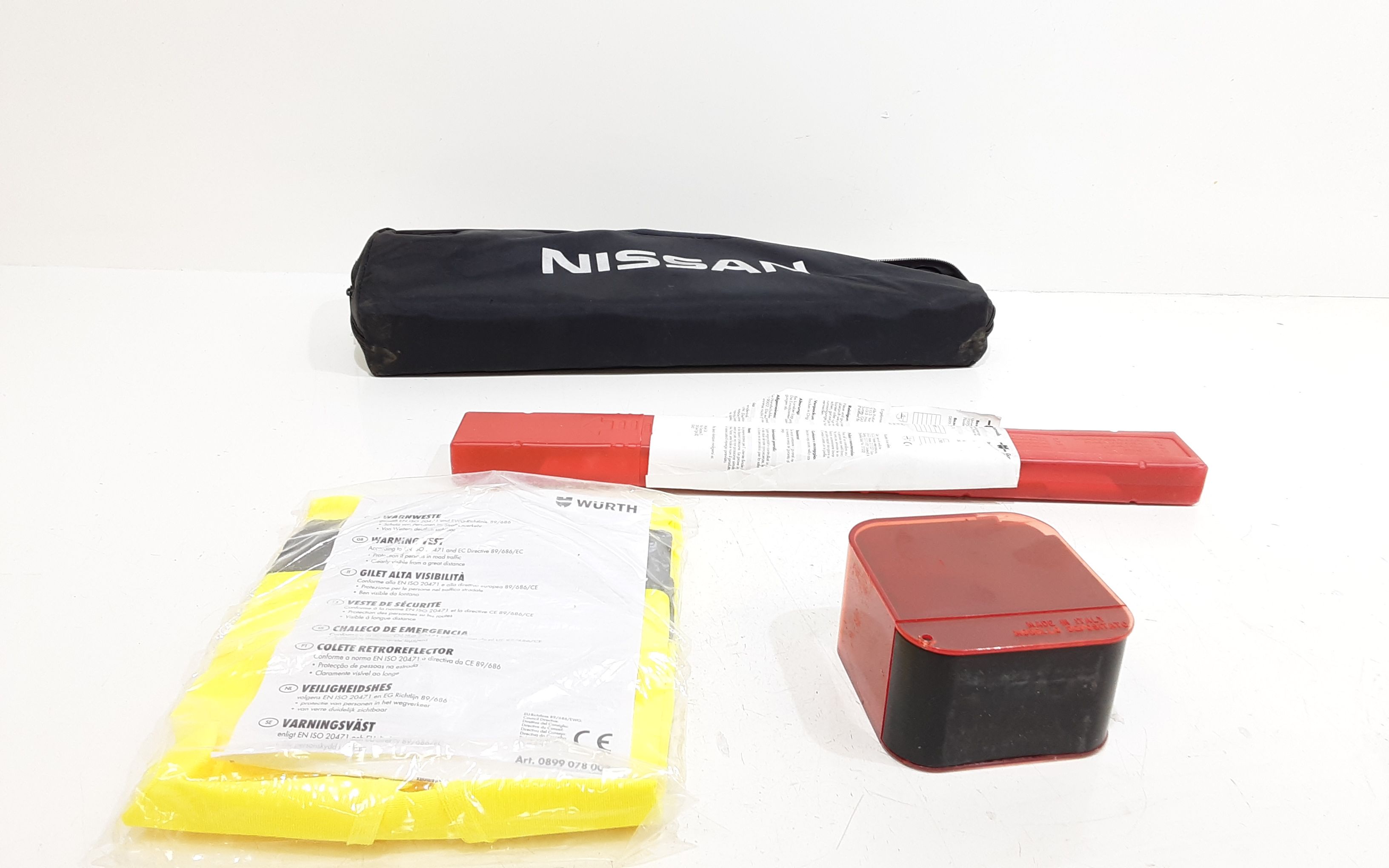 kit triangolo emergenza - Immagine 1 di 4