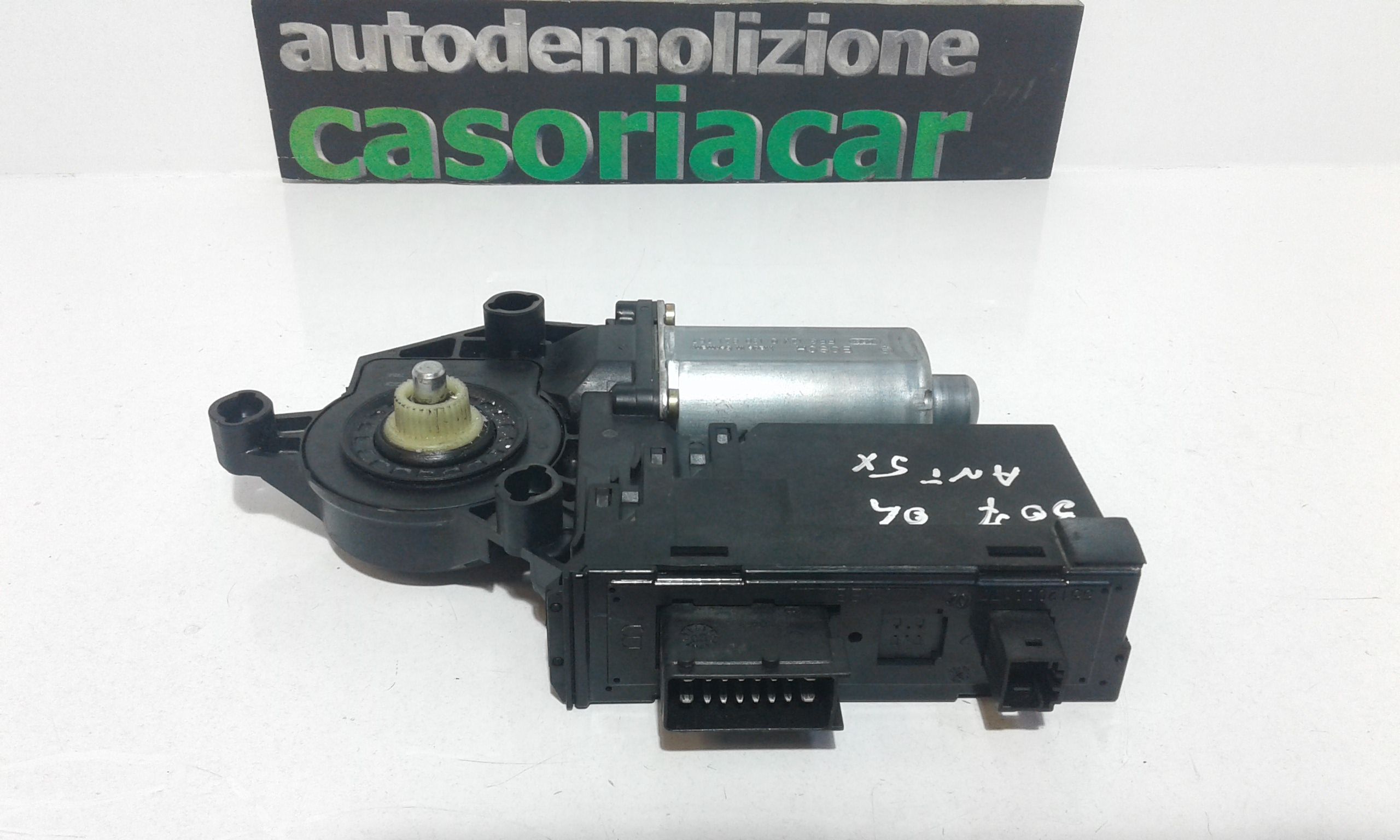 Motorino alzacristallo porta ant. Sinistro - Immagine 1 di 4