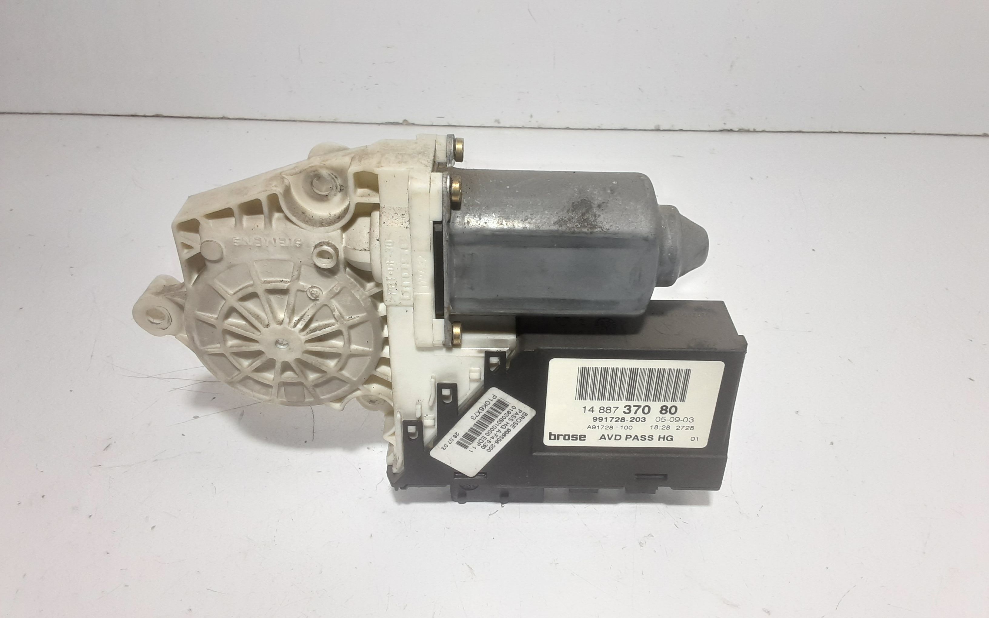 Motorino Alzacristallo Porta Ant. Destro 9222AC Usato