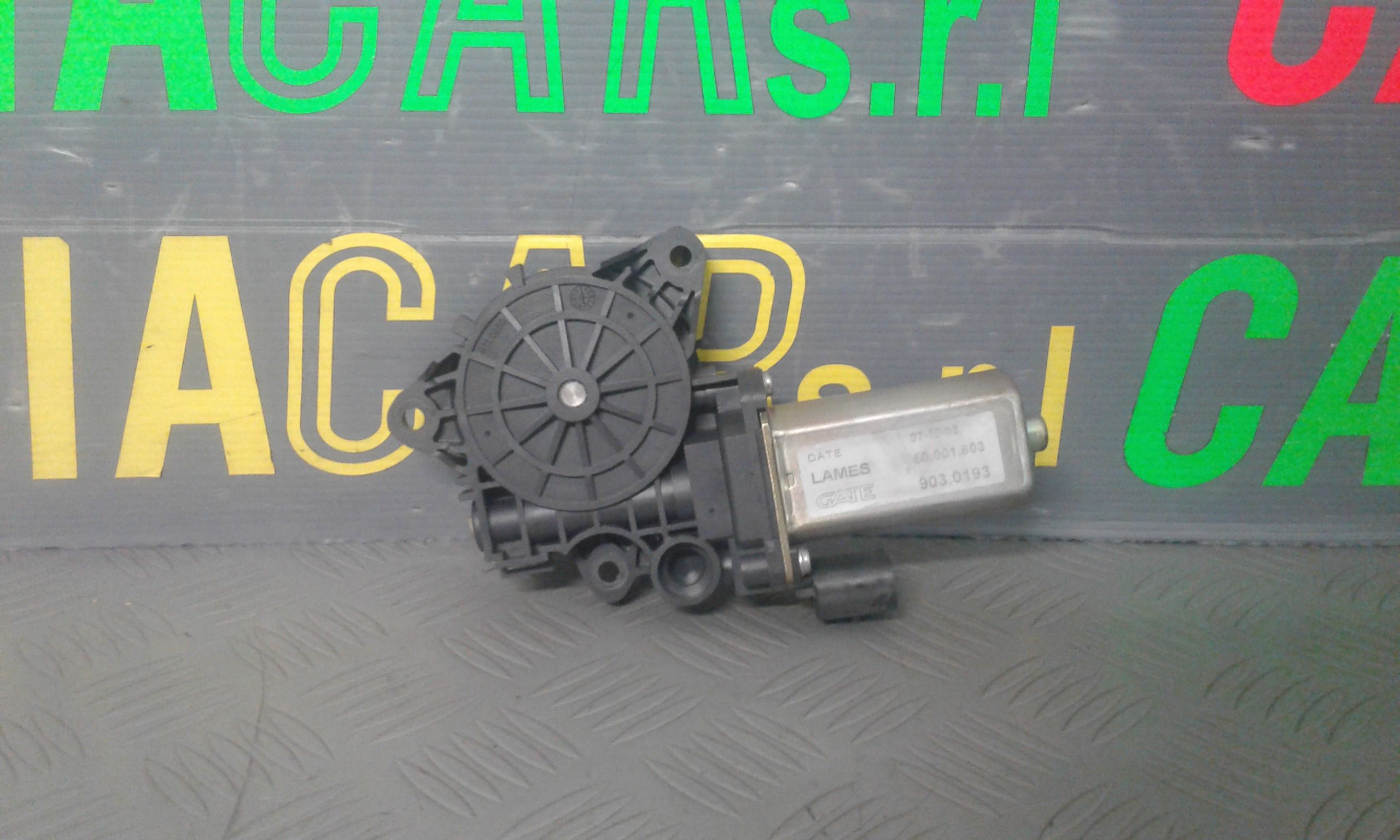 Motorino alzacristallo porta ant. Destro - Immagine 1 di 3
