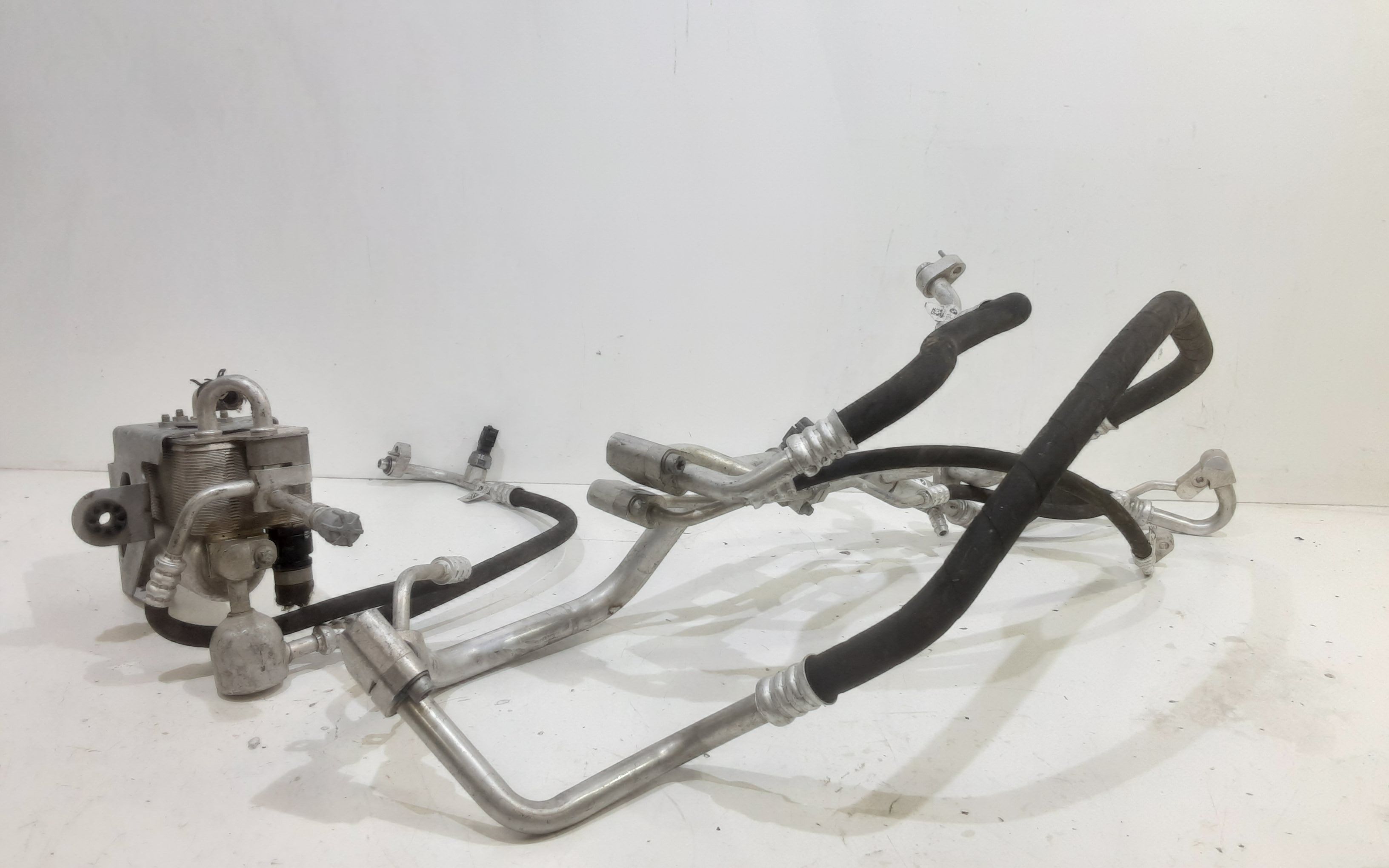 Kit tubi a/c - Immagine 1 di 4