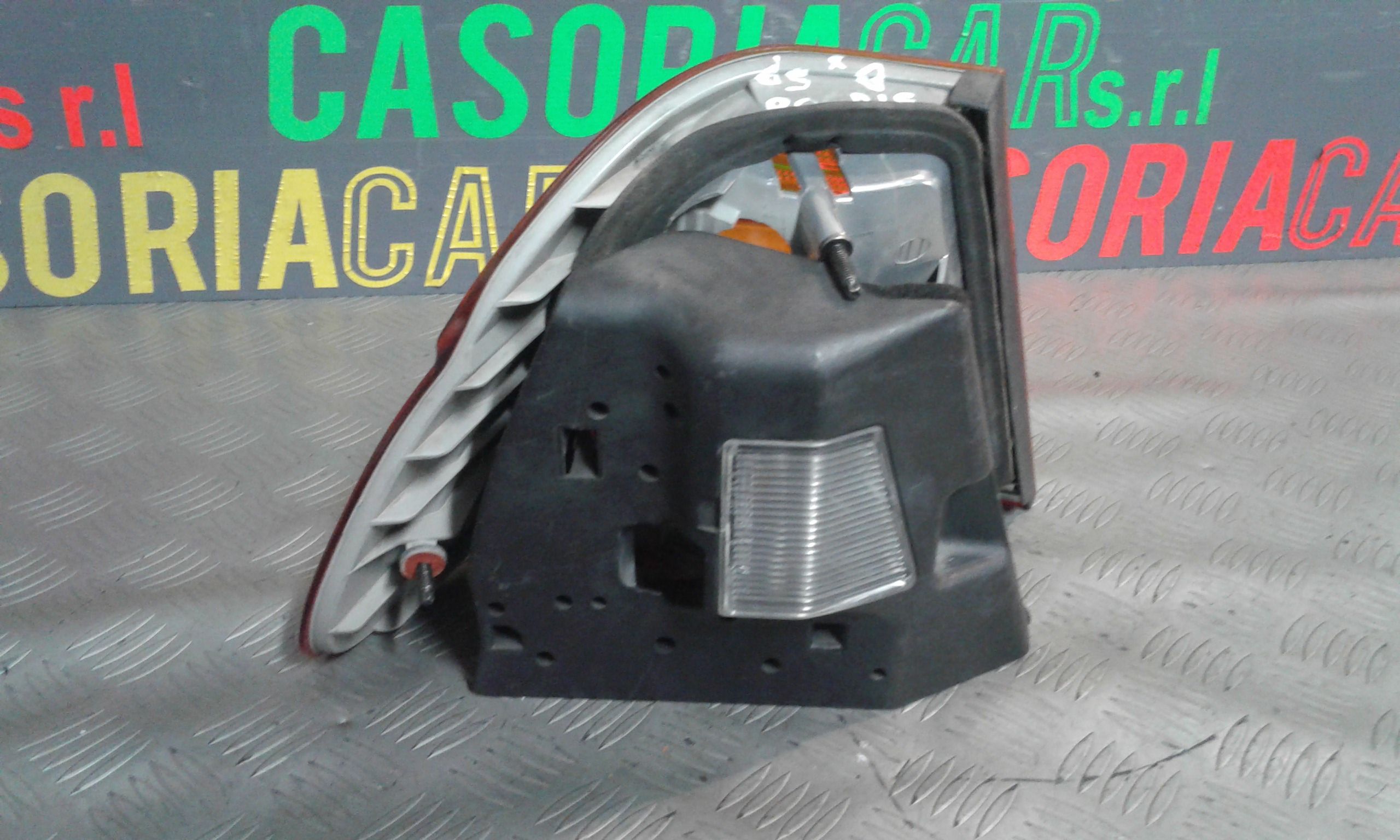 Fanale post. Destro - Immagine 1 di 3