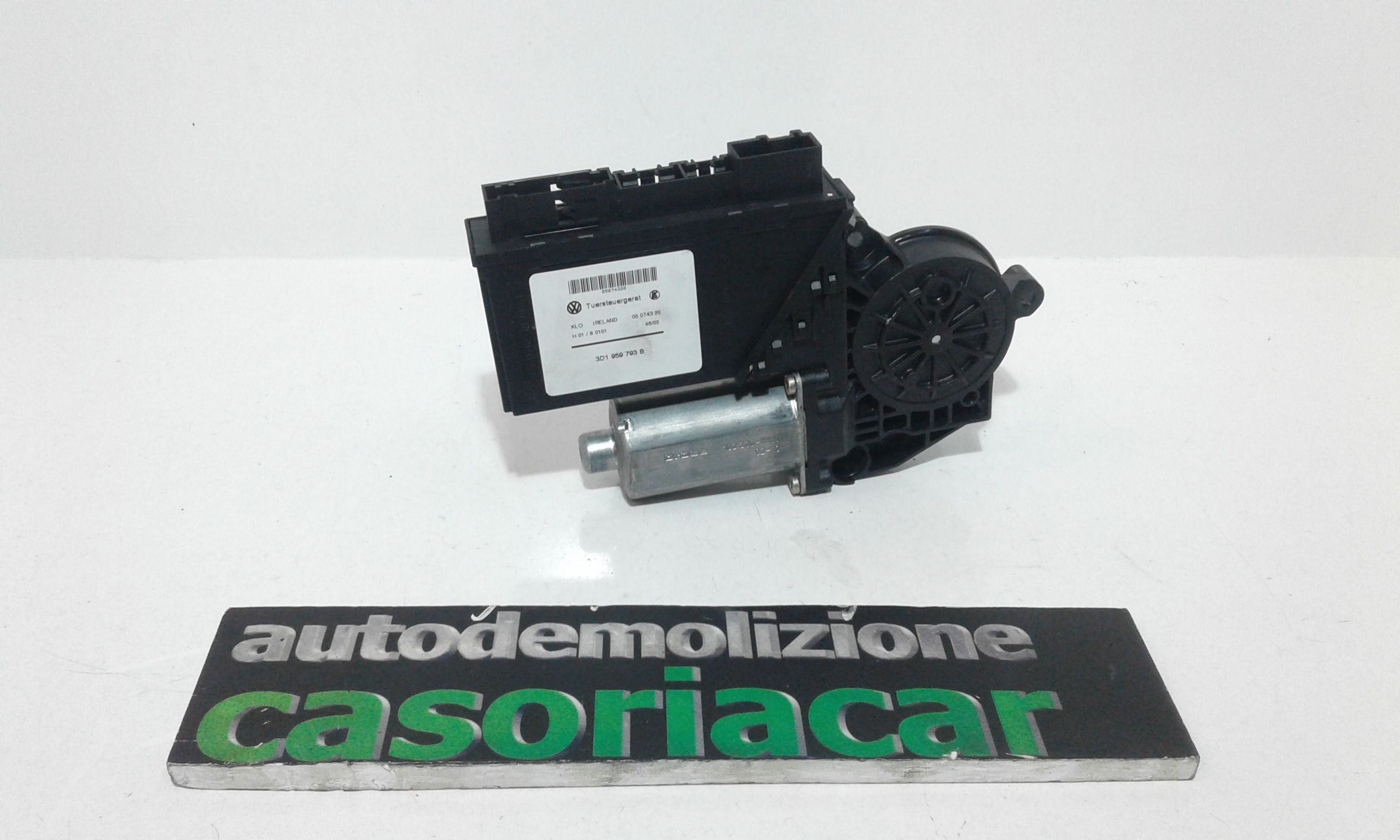 Motorino alzacristallo porta ant. Sinistro - Immagine 1 di 4