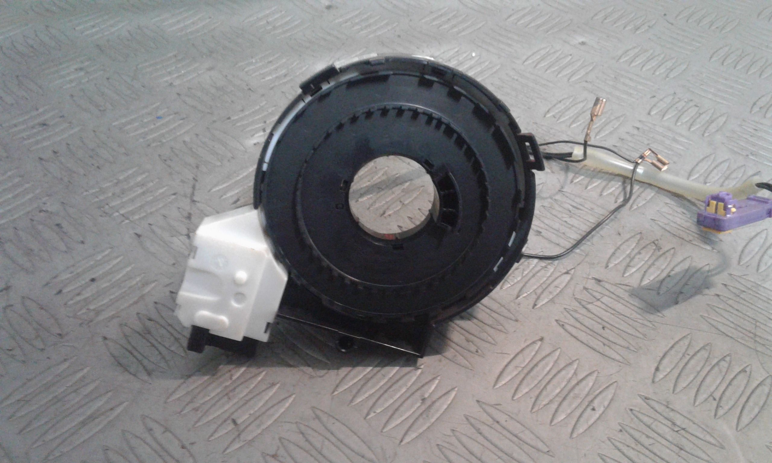 Contatto spiraliforme airbag - Immagine 1 di 3