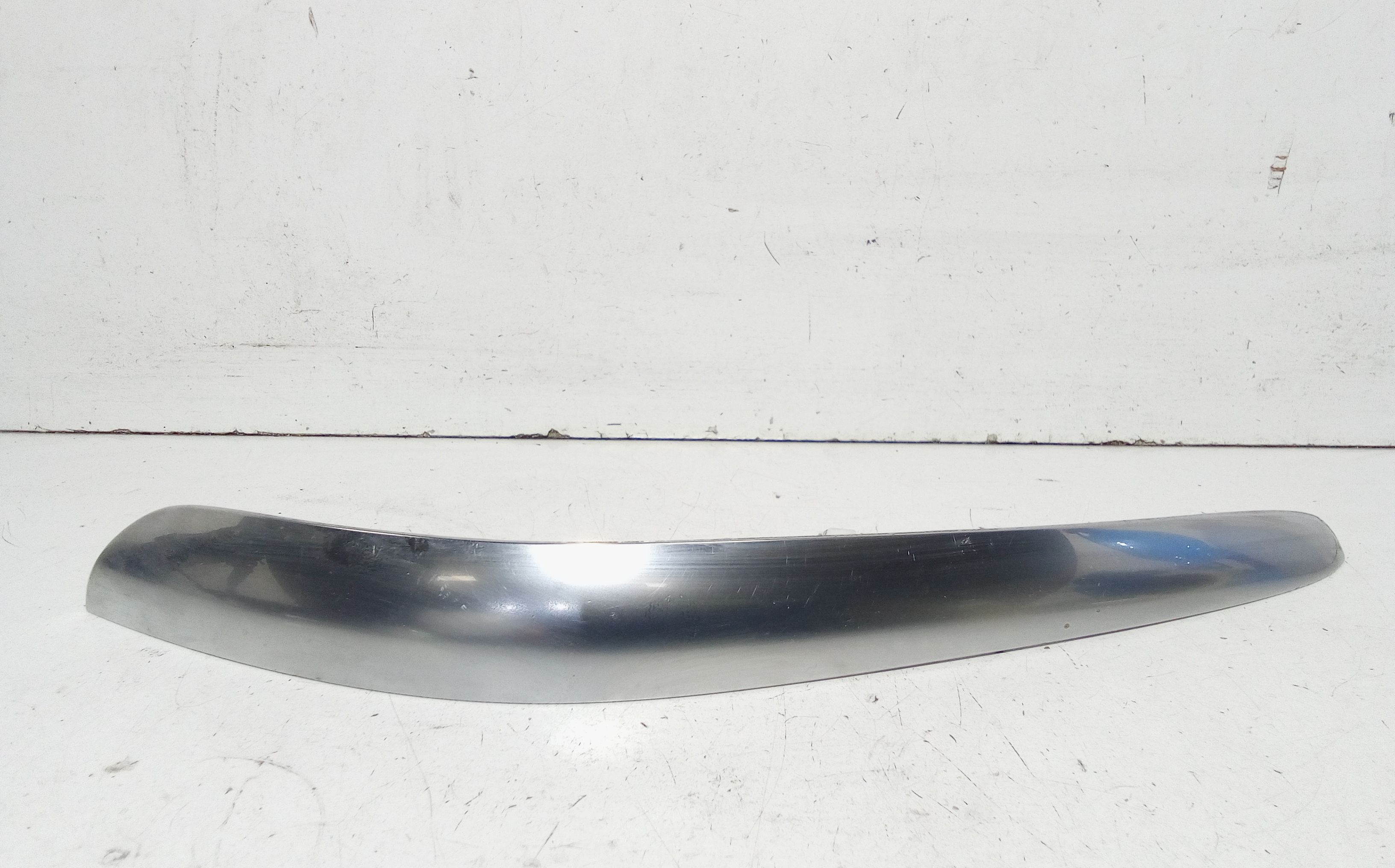 Rivestimento centr. Cruscotto, Mascherina portastrumenti centr. Cruscotto - Immagine 1 di 4