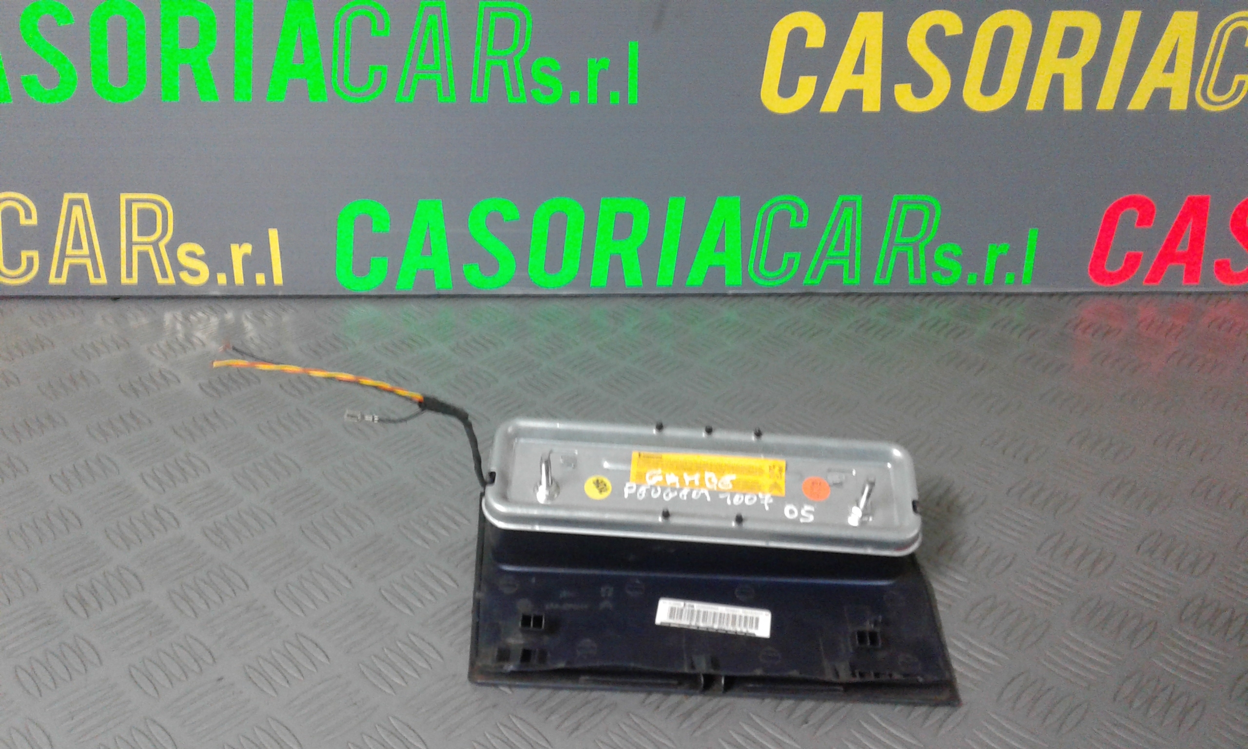 Dispositivo airbag protezione gambe - Immagine 1 di 3