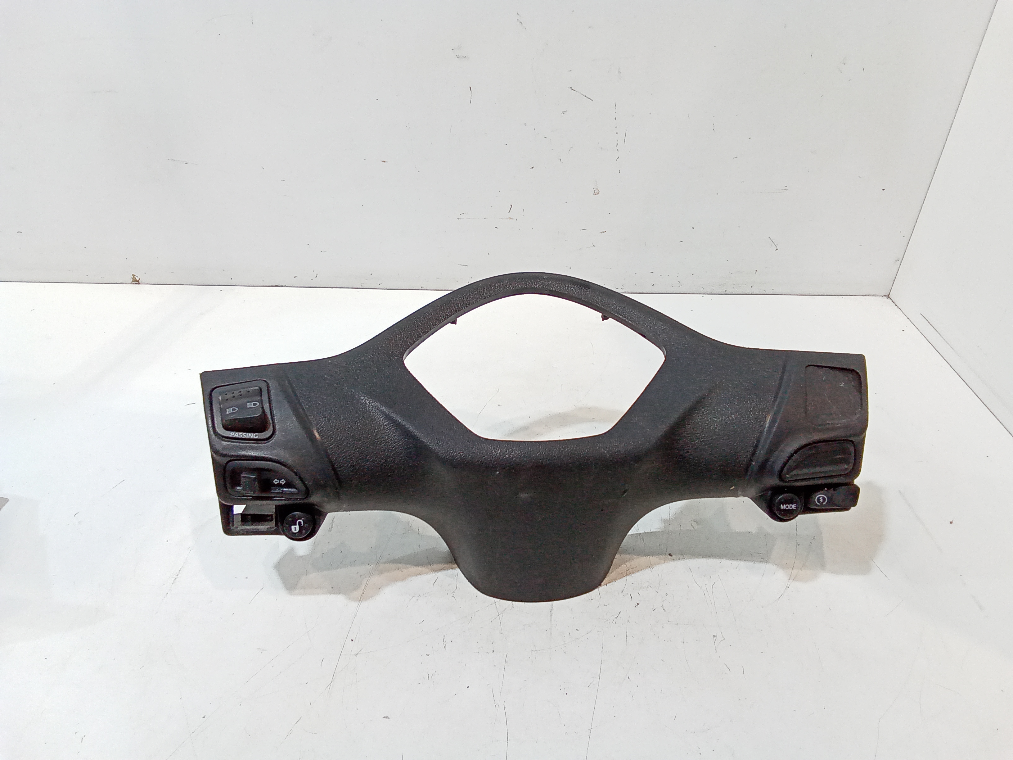 Cornice portastrumenti - Immagine 1 di 5