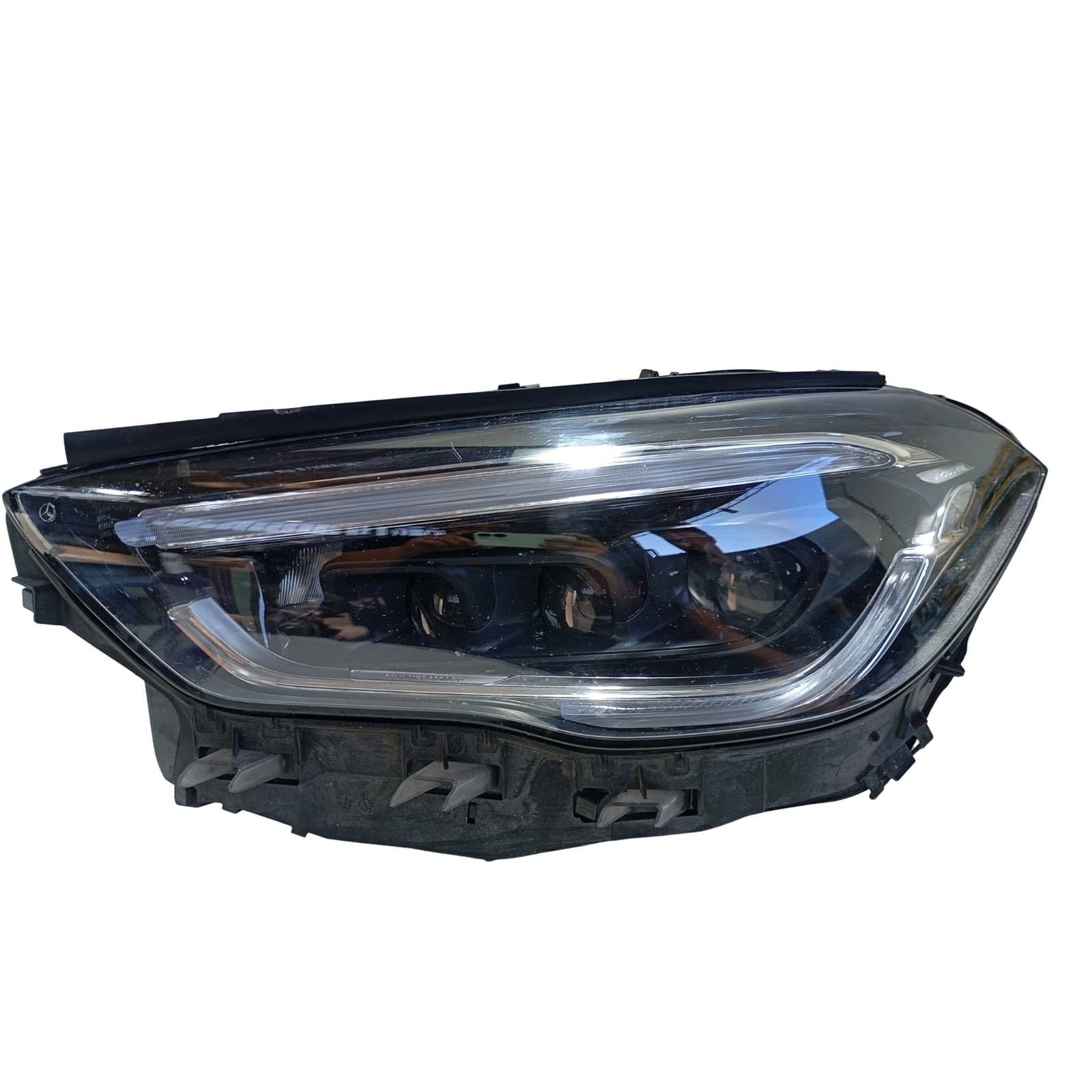 Proiettore Sinistro (Mercedes-benz Hella) A2479064906 Q03/ZGS001 Usato