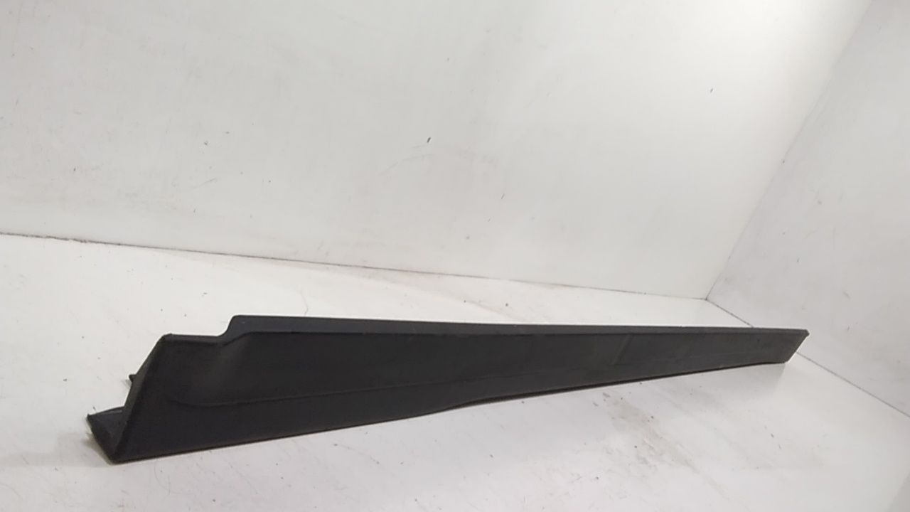 Modanatura Sottoporta Destro A17769802009999 Usato