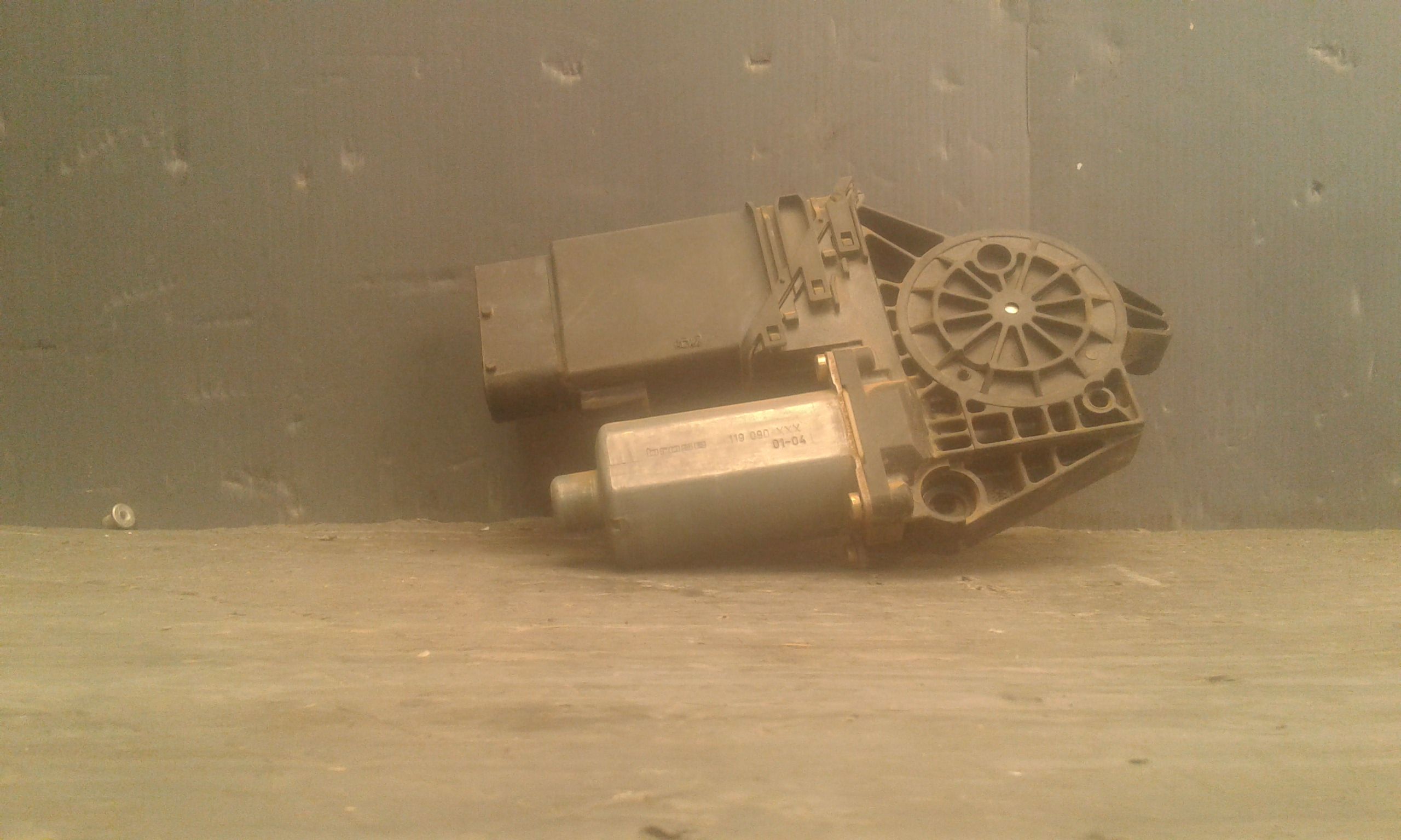 Motorino alzacristallo porta ant. Destro - Immagine 1 di 3