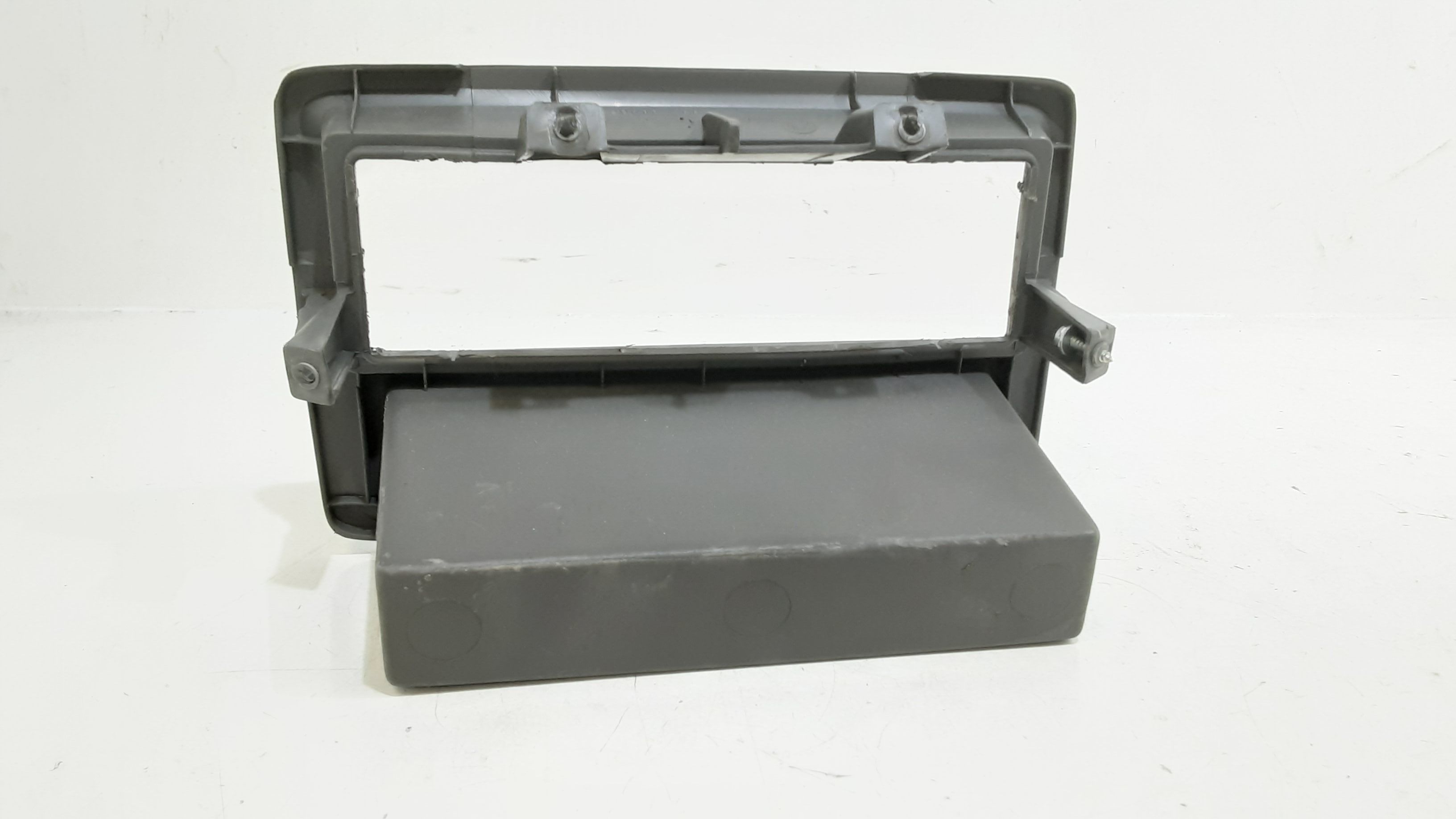 Rivestimento centr. Cruscotto, Mascherina portastrumenti centr. Cruscotto - Immagine 1 di 5