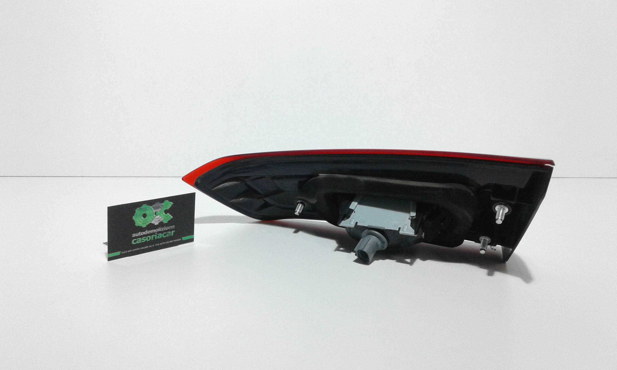 fanale stop supplementare sinistro - Immagine 1 di 3