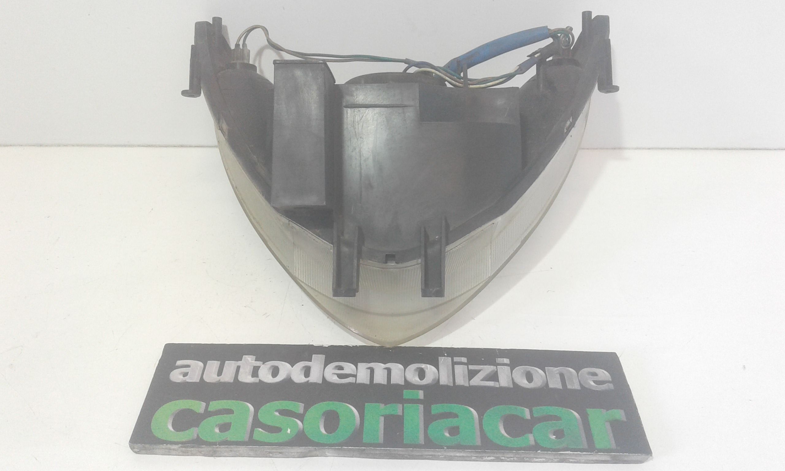 Faro anteriore - Immagine 1 di 3
