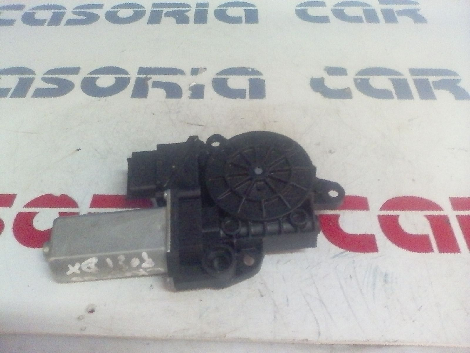 Motorino alzacristallo porta post. Destro - Immagine 1 di 3