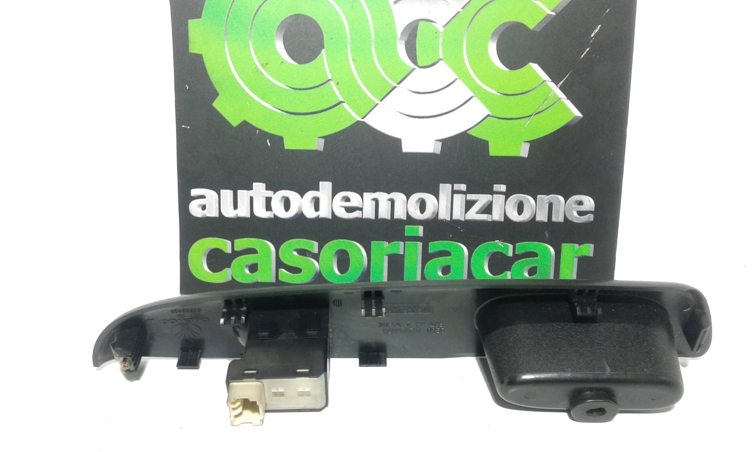 Interruttore alzacristalli porta ant. Destro - Immagine 1 di 4
