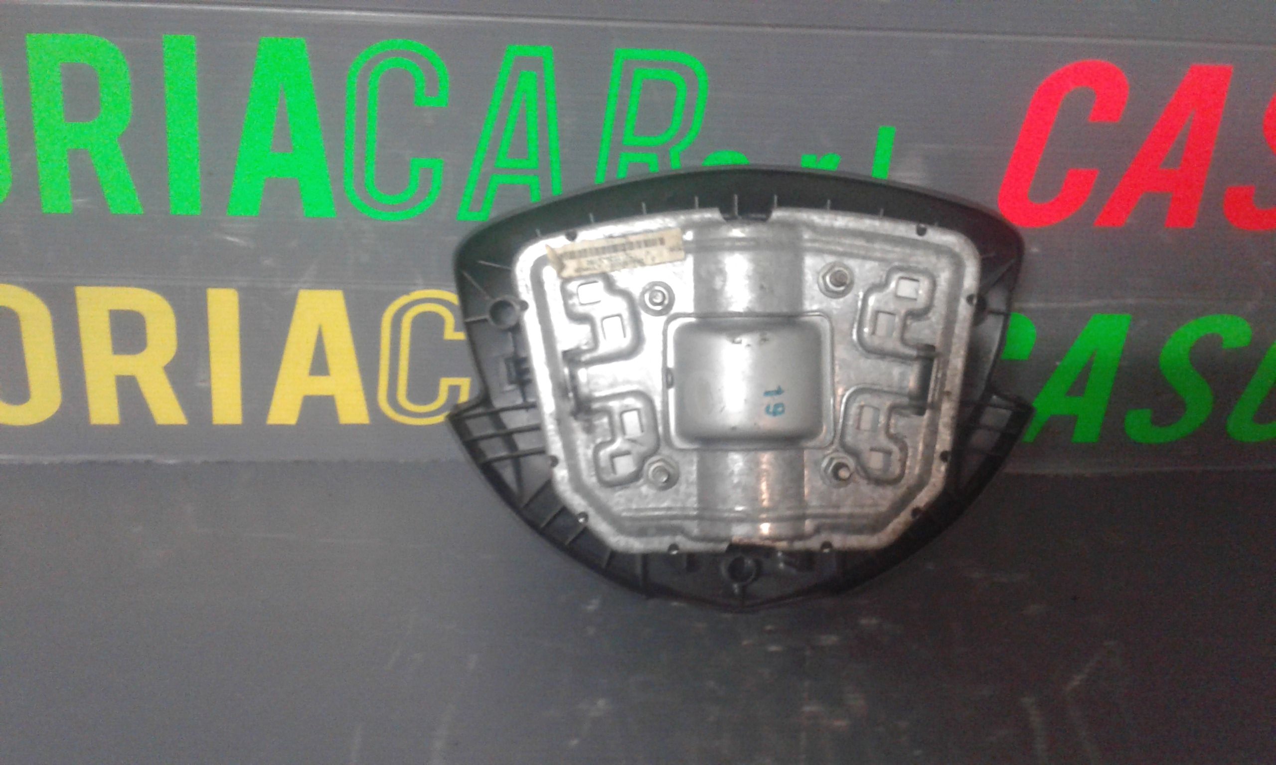 Dispositivo airbag lato guida - Immagine 1 di 3