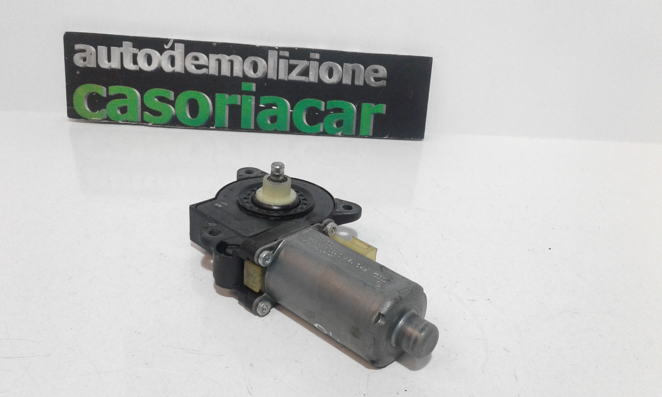 Motorino alzacristallo porta ant. Sinistro - Immagine 1 di 3