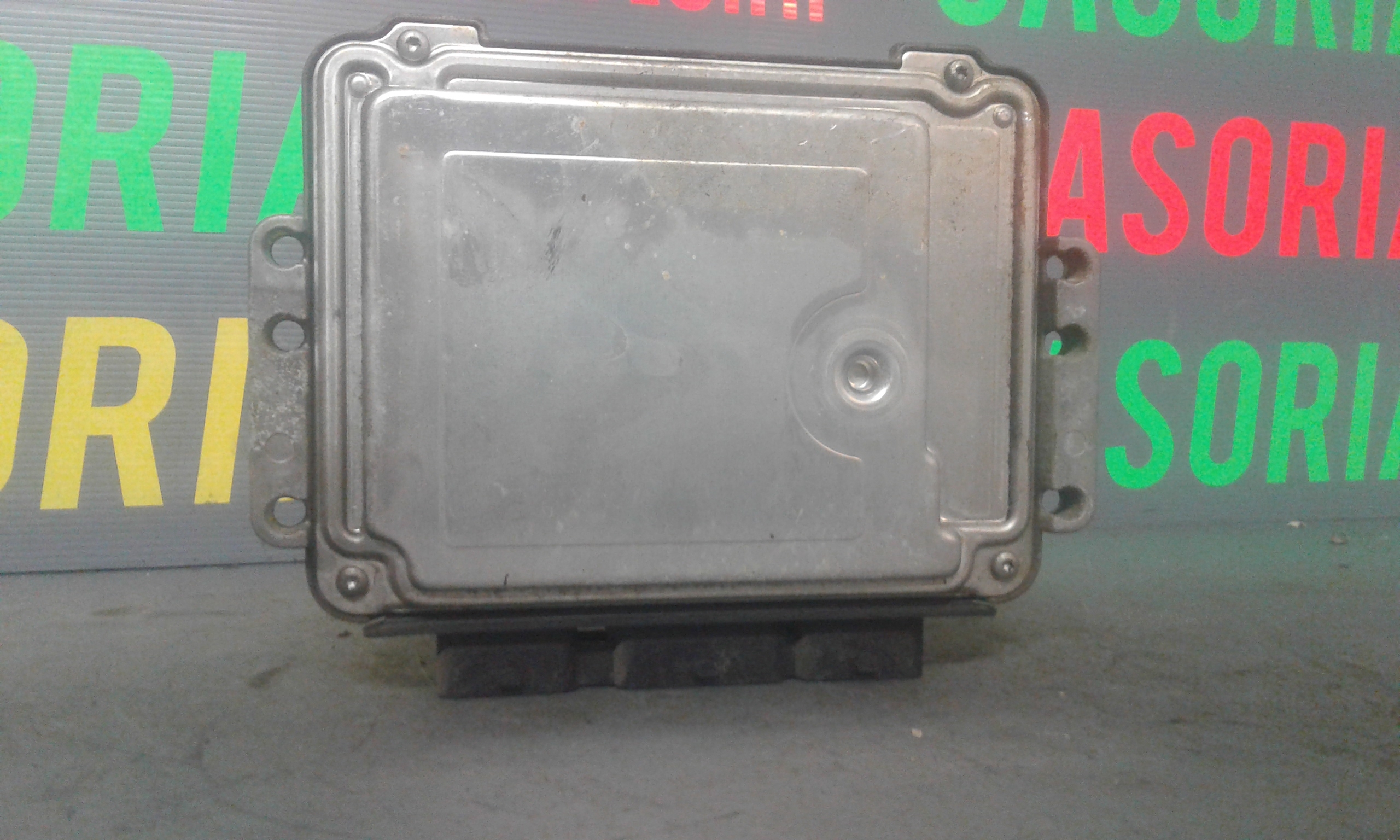 Centralina Iniezione (Bosch) 8200321263 Usato