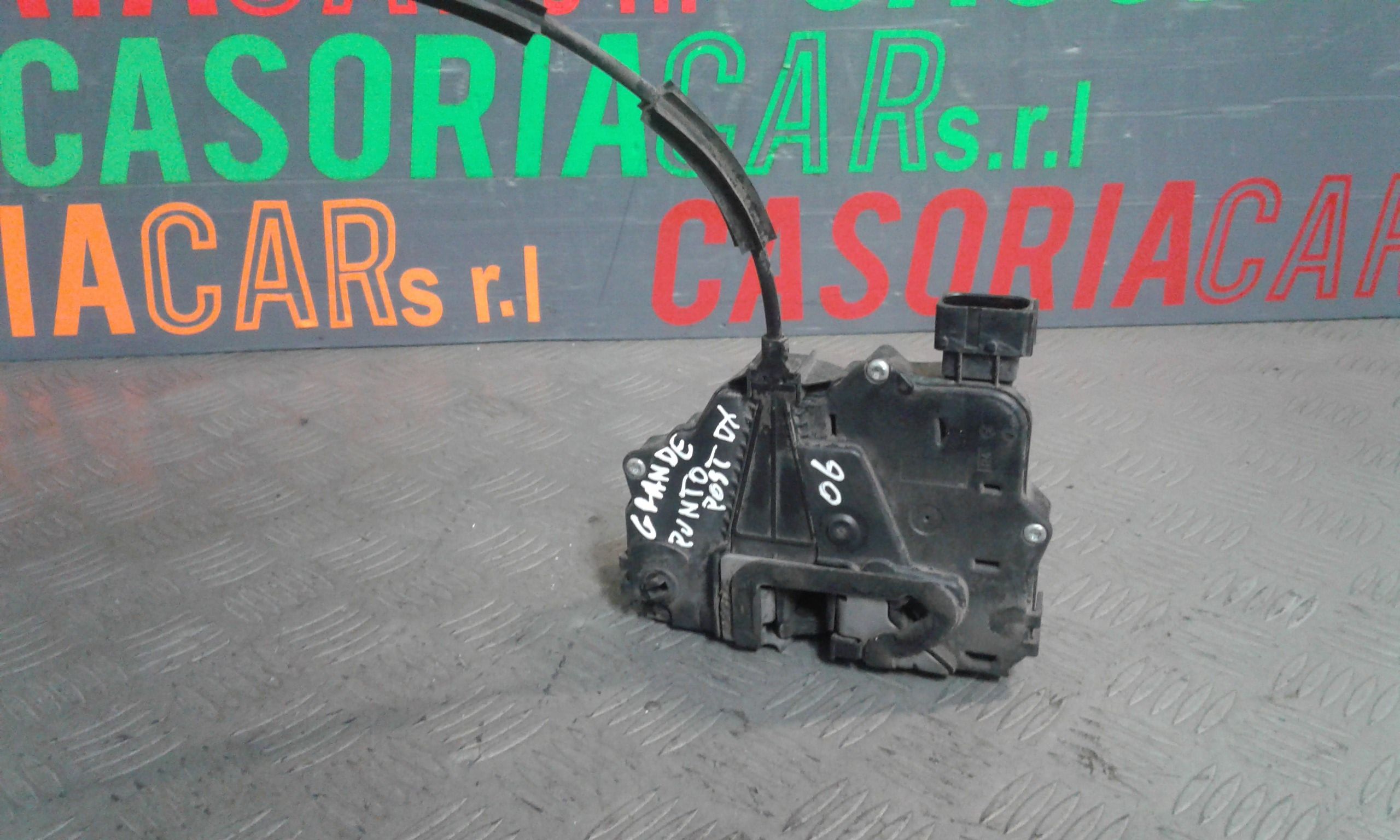 Serratura porta post. Destro - Immagine 1 di 3