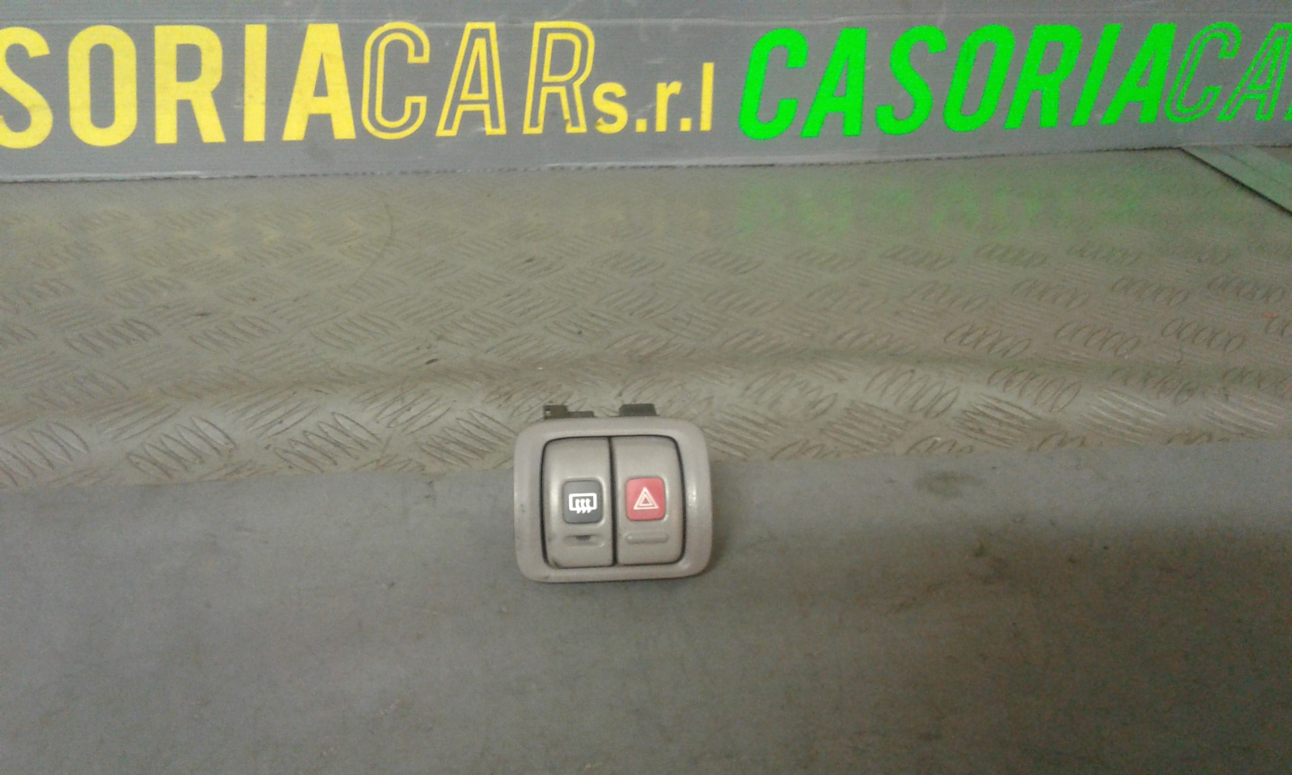 Interruttore Luci Emergenza 252901F500 Usato