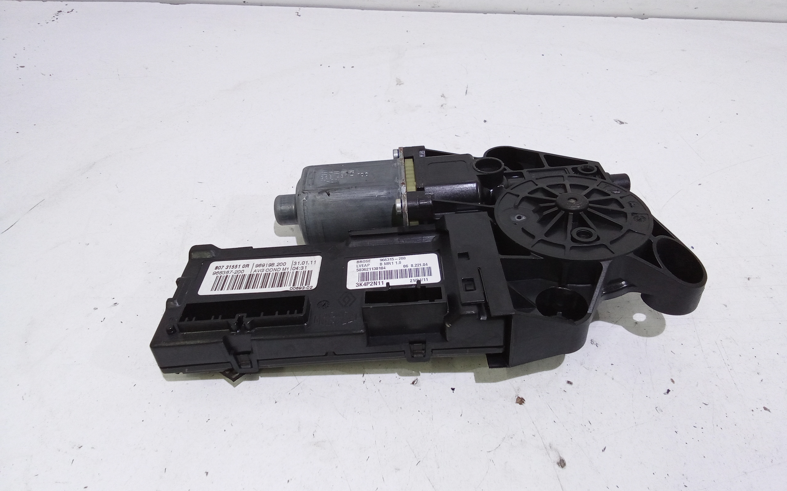 Motorino Alzacristallo Porta Ant. Sinistro 807316160R Usato