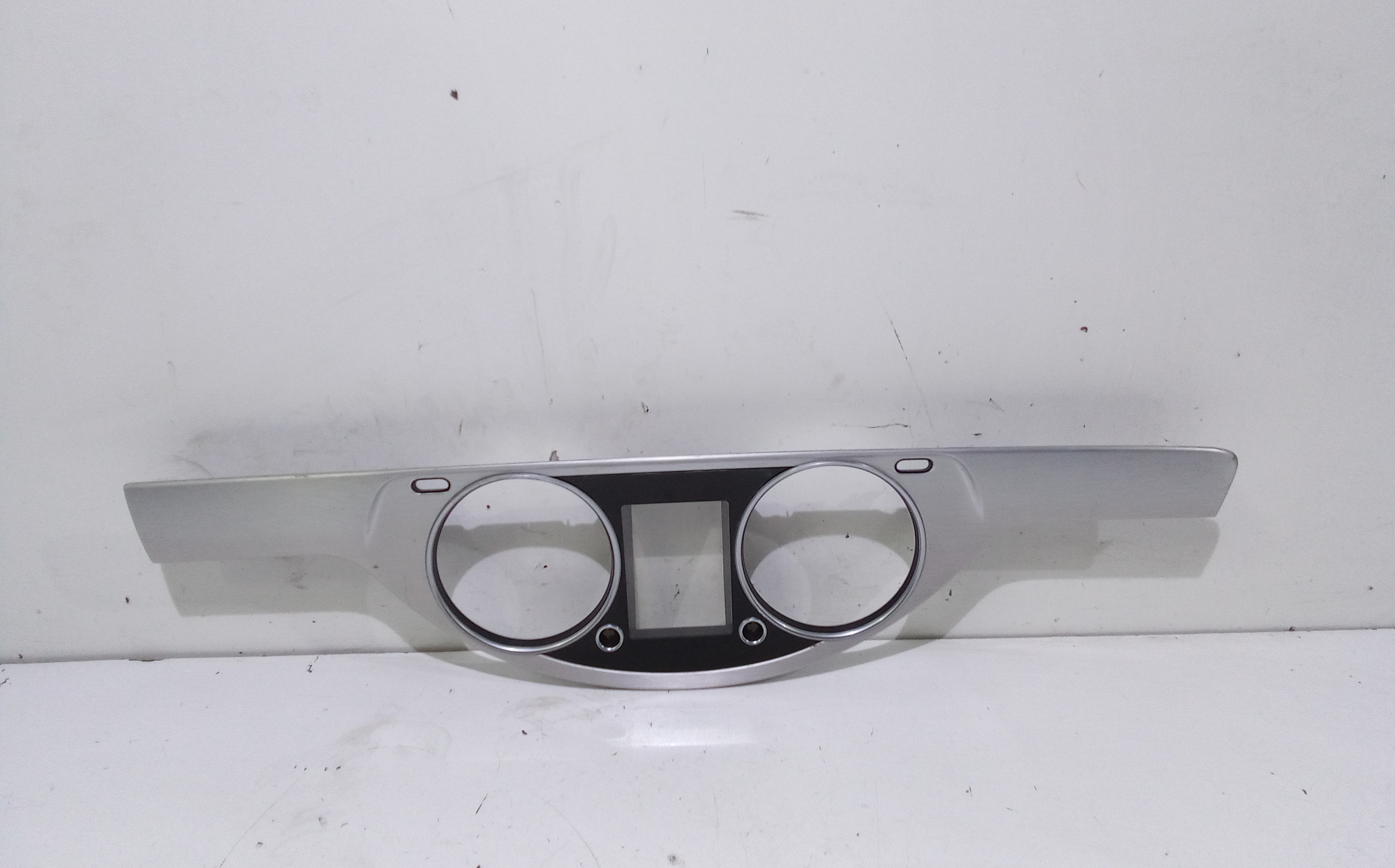 Cornice portastrumenti - Immagine 1 di 4
