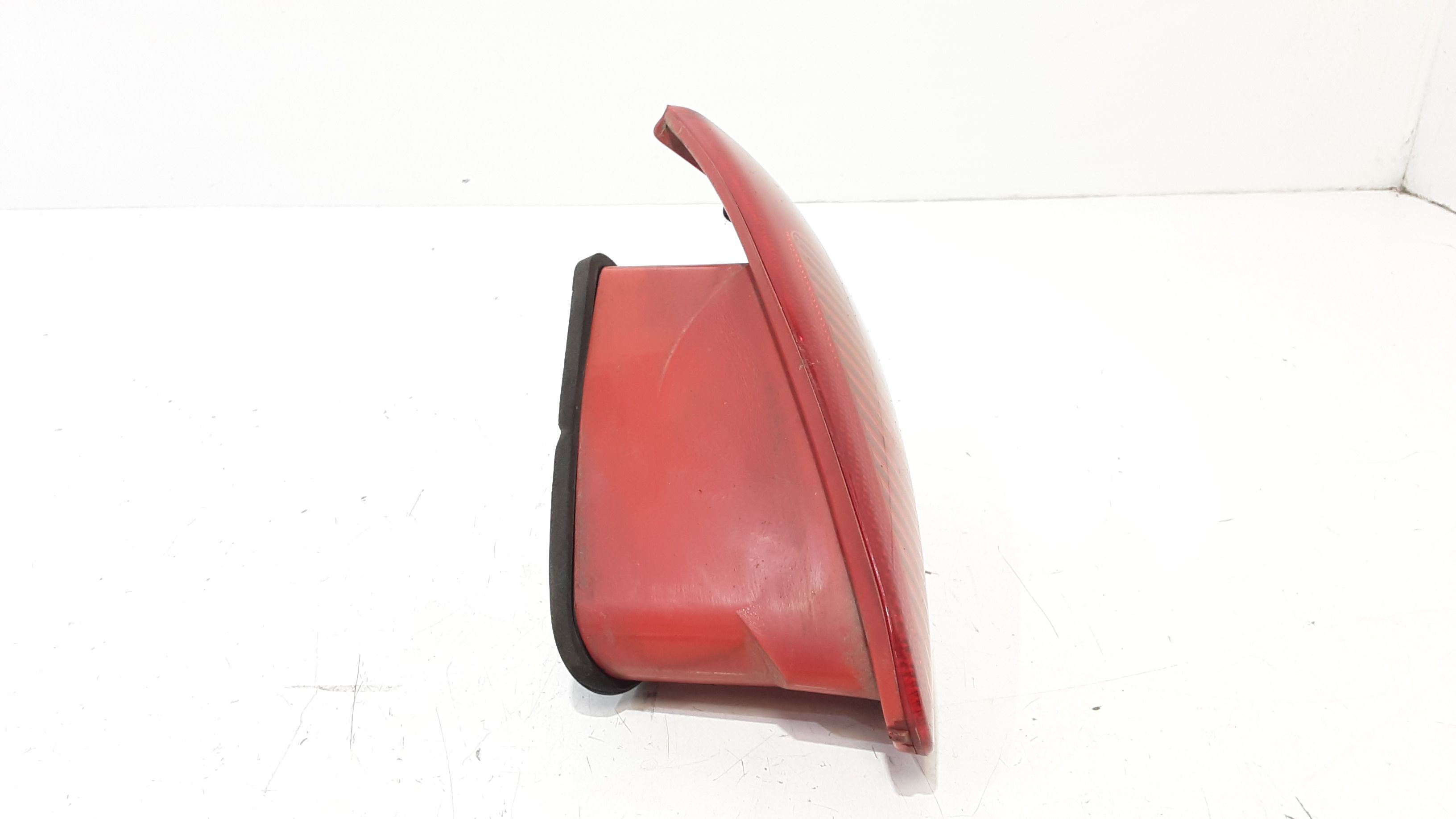 fanale stop supplementare destro - Immagine 1 di 5