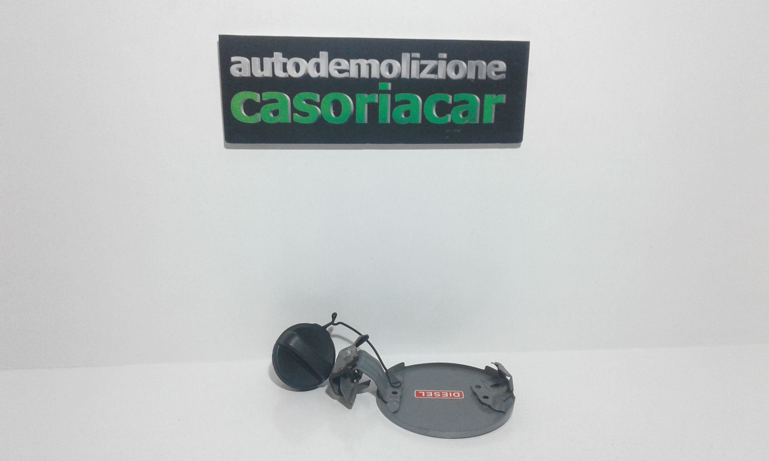 Sportello carburante - Immagine 1 di 3