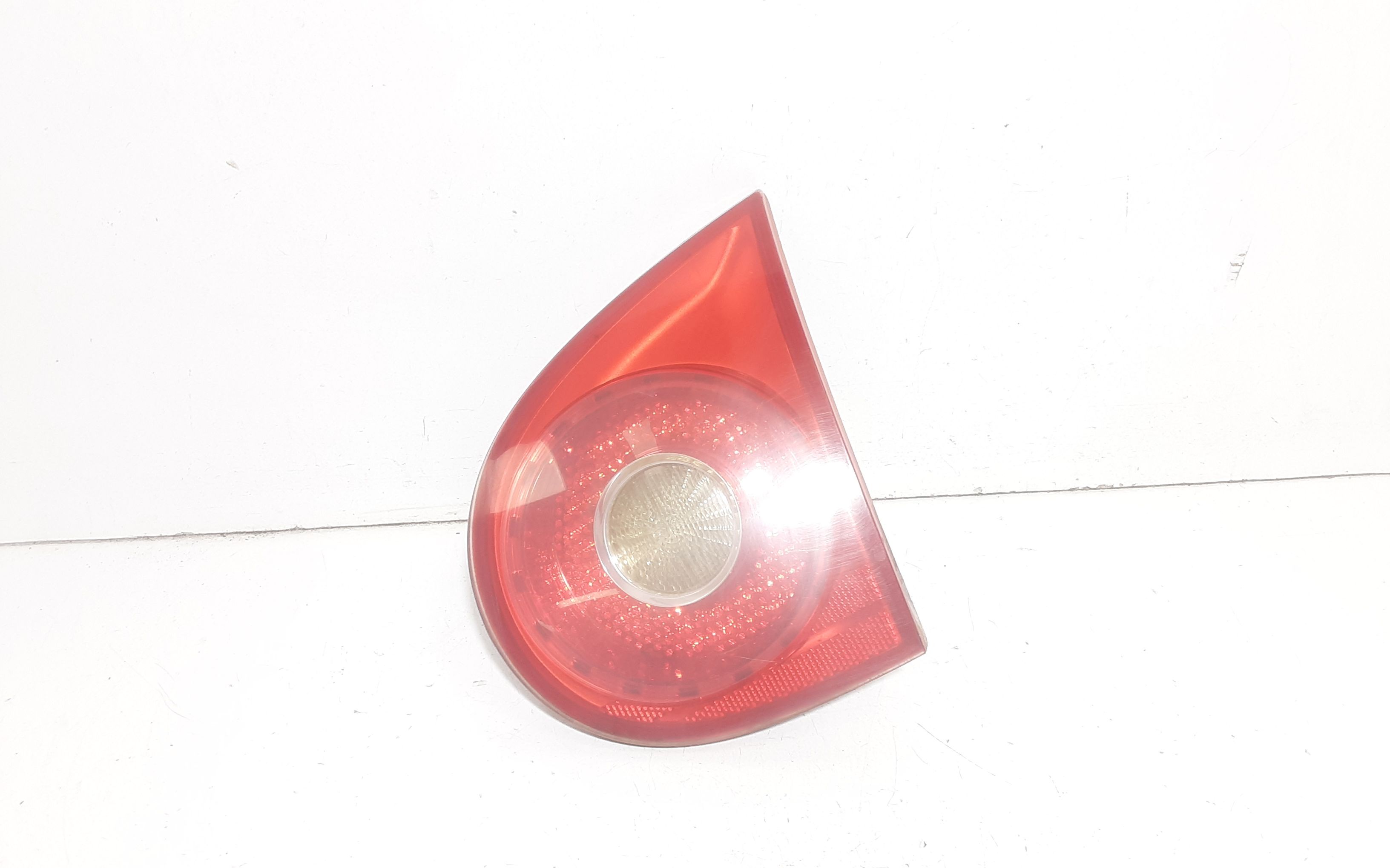 fanale stop supplementare sinistro - Immagine 1 di 5