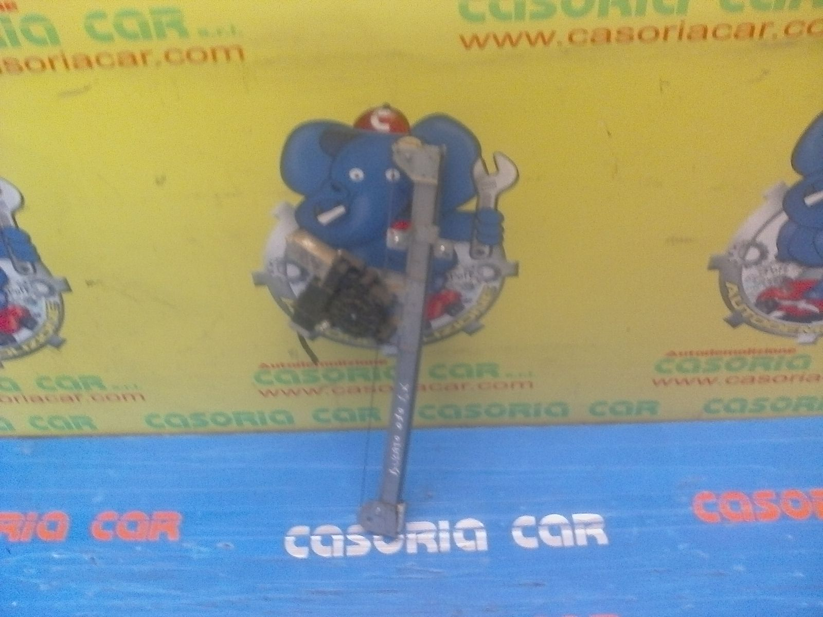 Motorino alzacristallo porta ant. Destro - Immagine 1 di 1