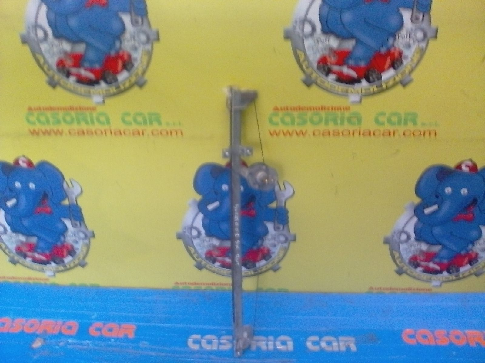 Motorino alzacristallo porta ant. Sinistro - Immagine 1 di 1