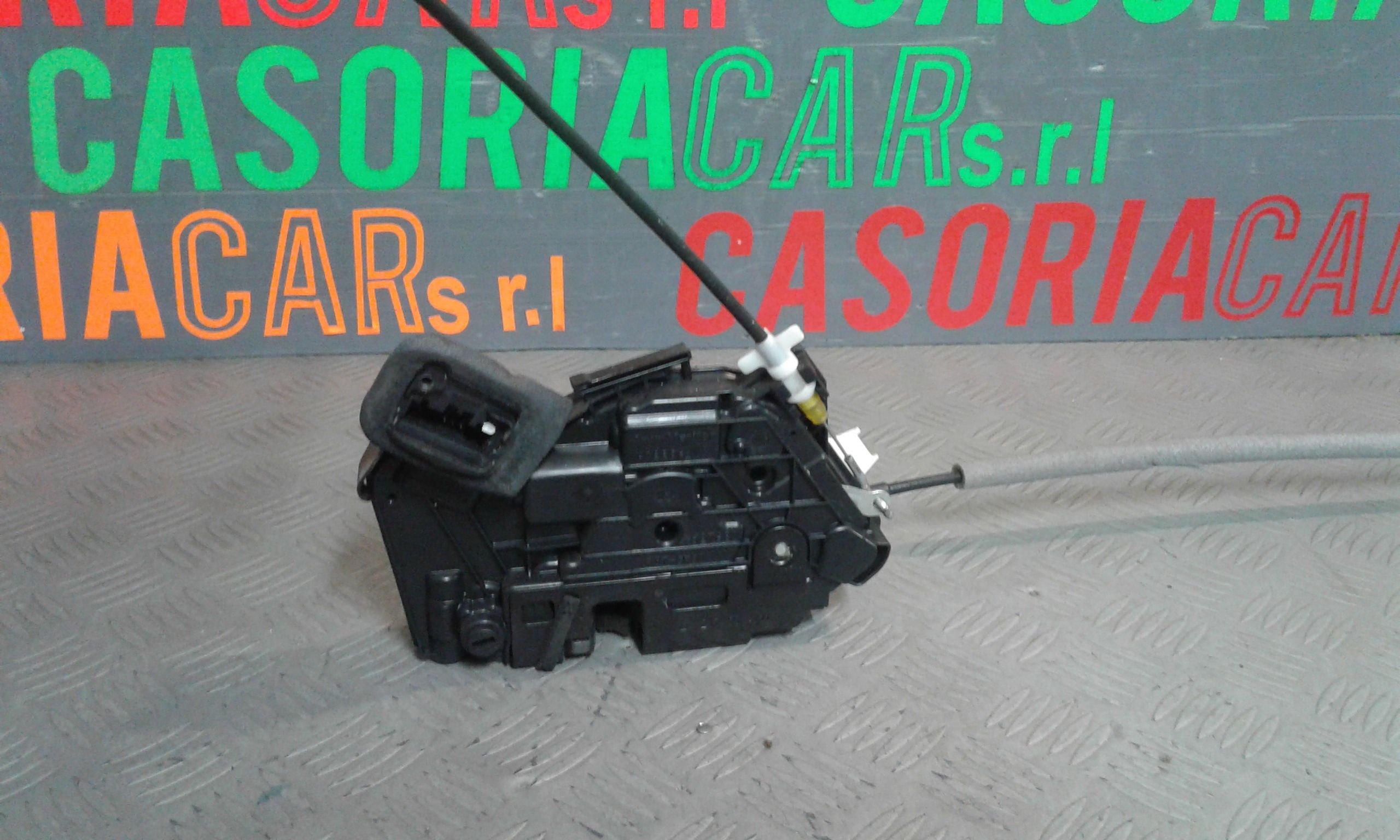Serratura porta post. Sinistro - Immagine 1 di 3
