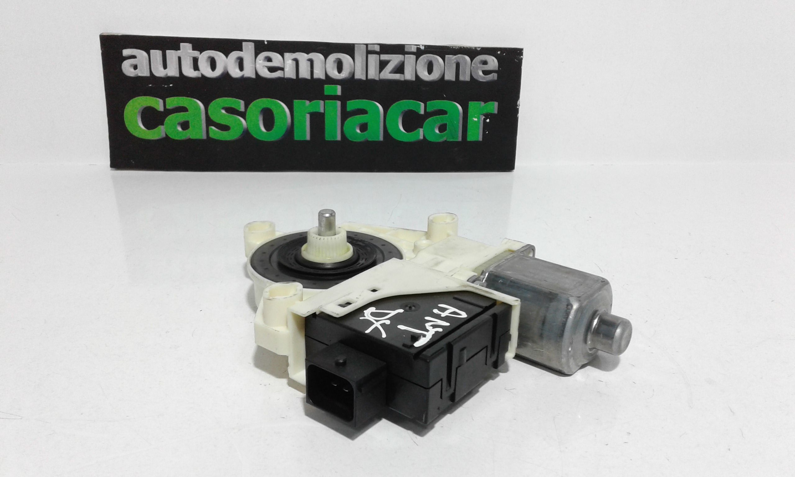 Motorino alzacristallo porta ant. Destro - Immagine 1 di 3