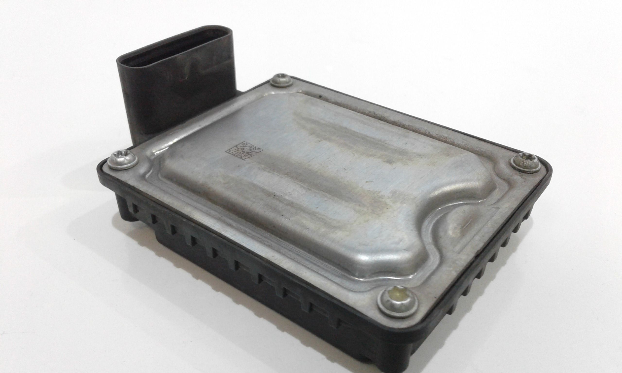 Sensore Radar Ant. Centr 2Q0907561B Usato