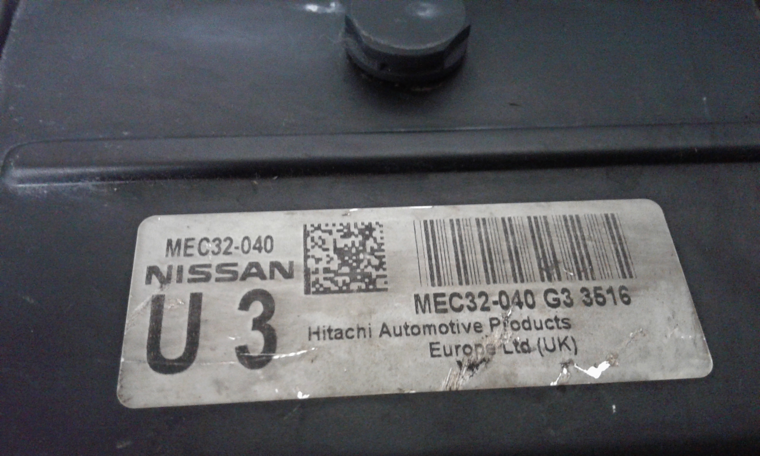 Centralina Iniezione (Hitachi Nissan) 23710AX32D Usato