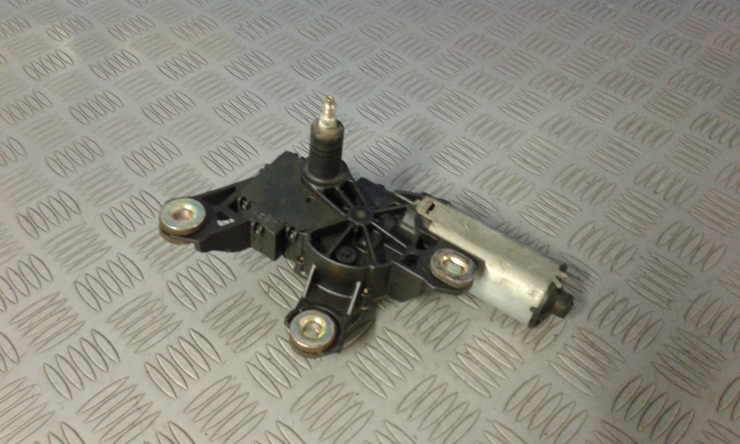 Motorino tergilunotto - Immagine 1 di 3