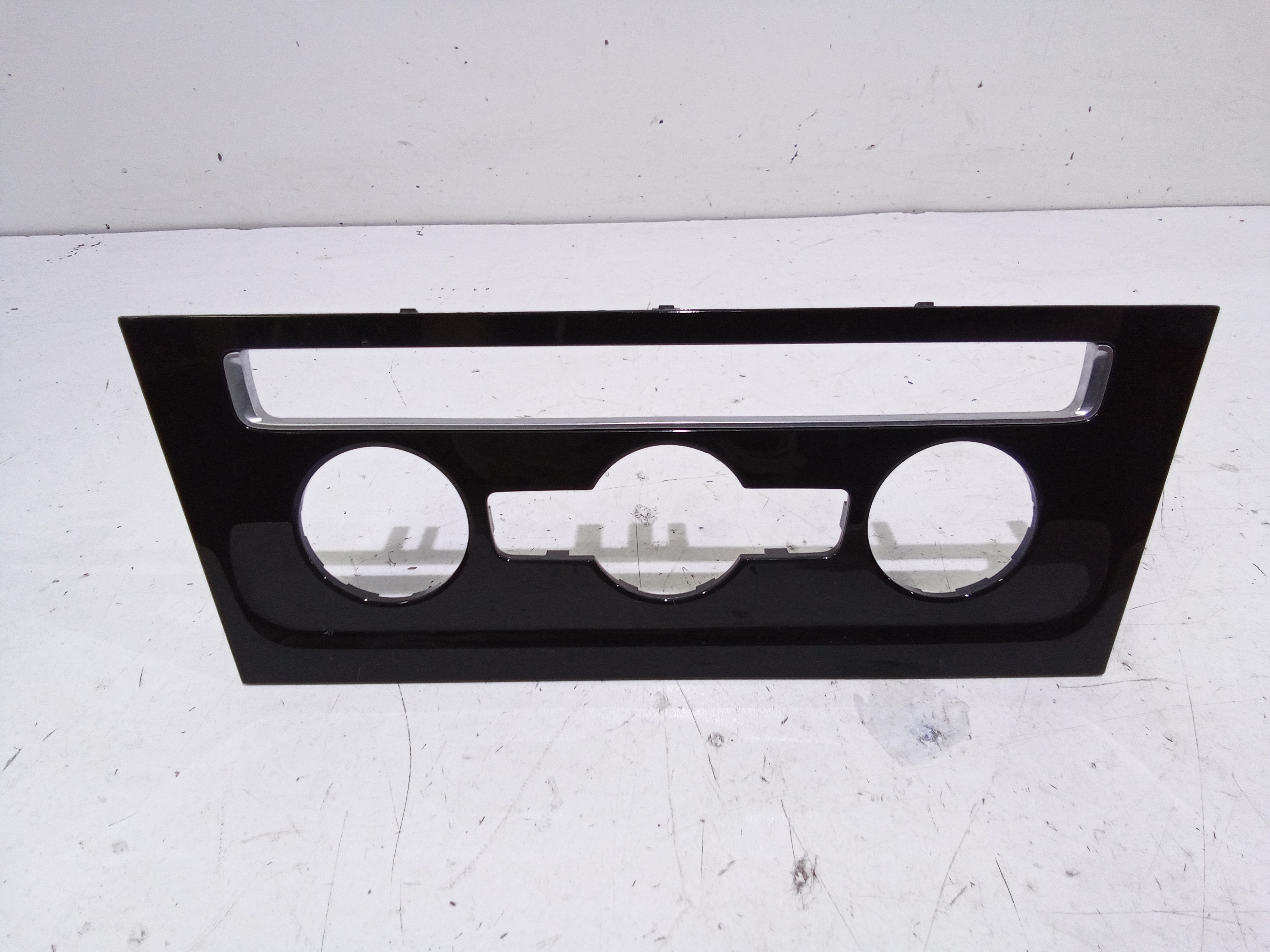 Cornice cruscotto , Cornice portastrumenti - Immagine 1 di 5