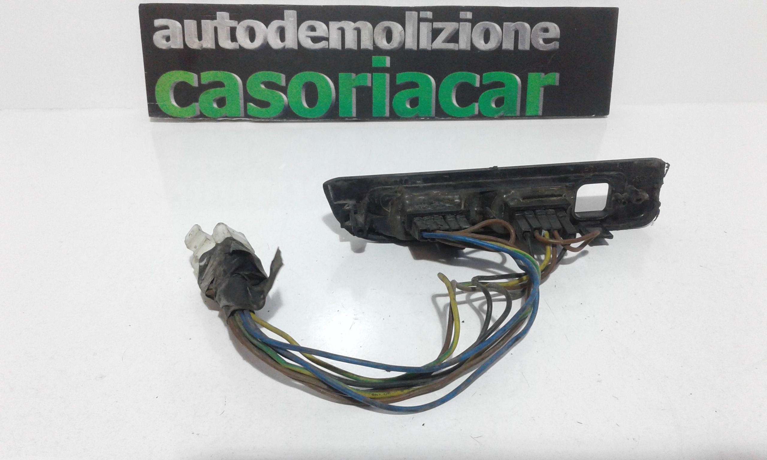 Interruttore alzacristalli porta ant. Sinistro - Immagine 1 di 3