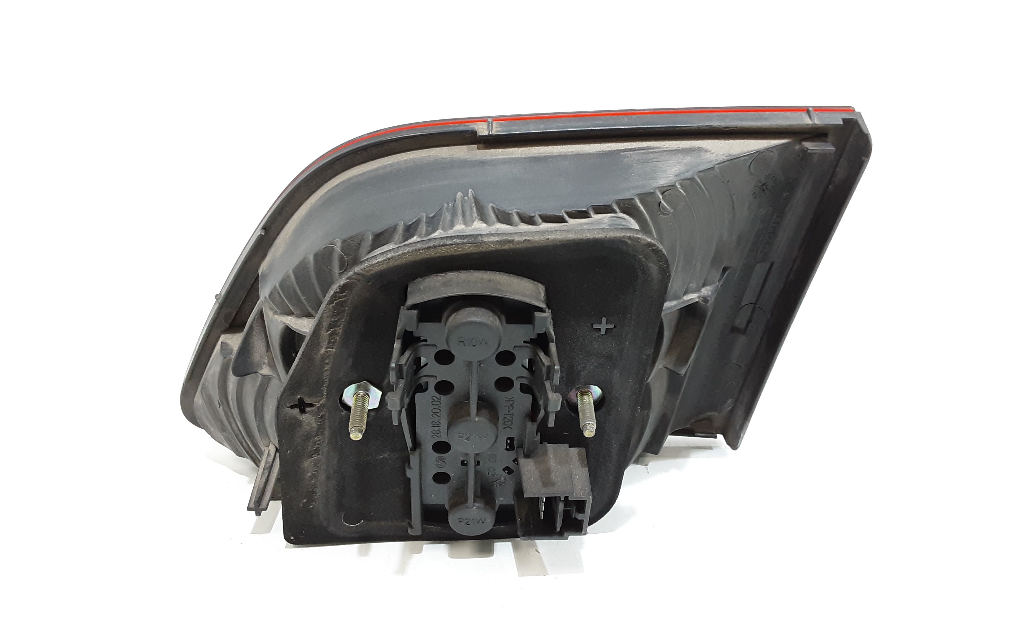 fanale stop supplementare sinistro - Immagine 1 di 5