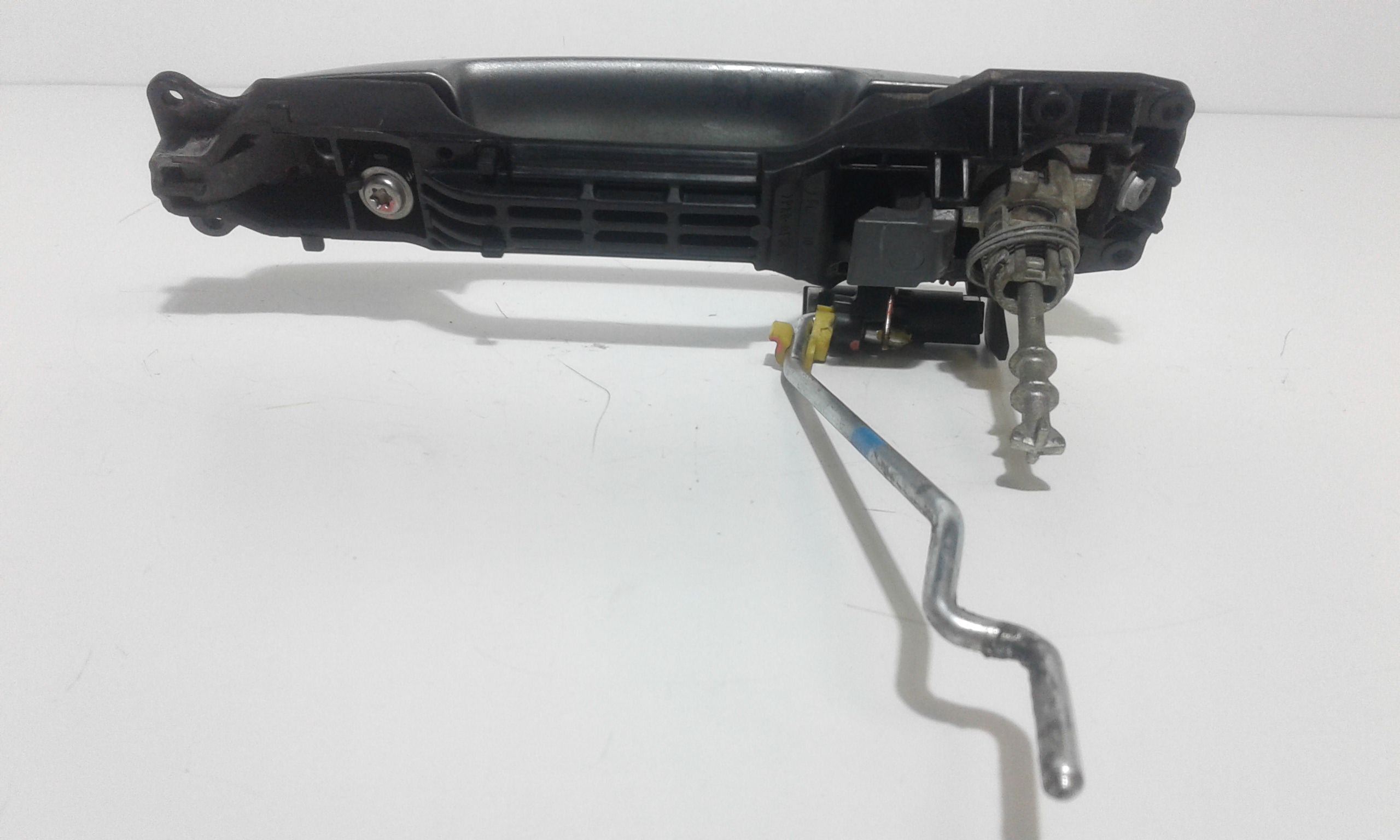 Maniglia Porta Ant. Sinistro 692100D060A1 Usato