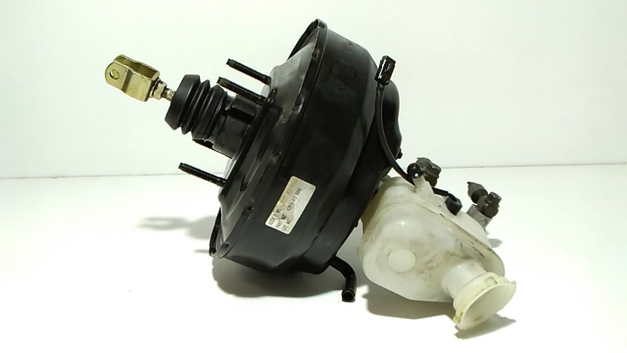 Servofreno 0K2FA43800 Usato