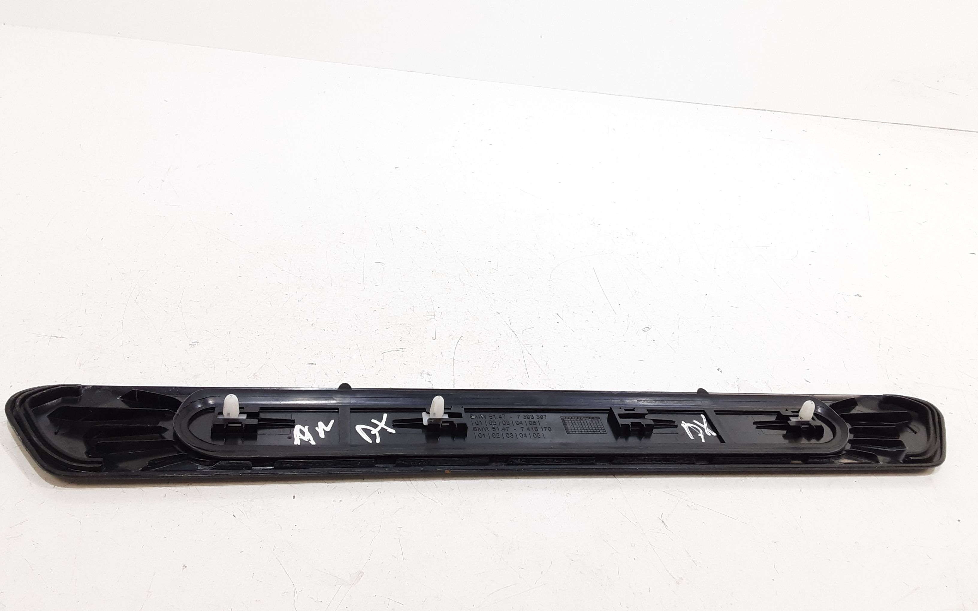 Rivestimento int. battitacco ant. Dx - Immagine 1 di 4