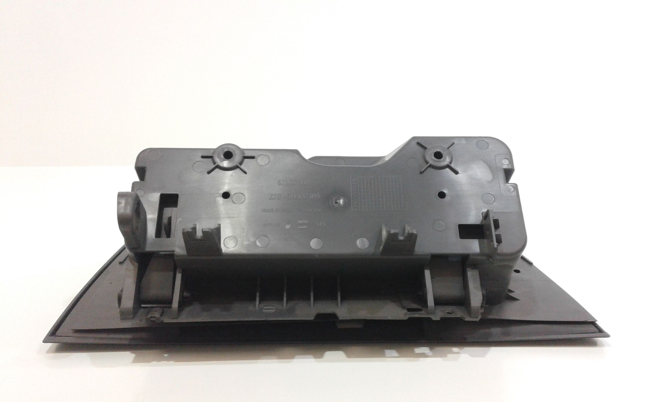 Portaoggetti cruscotto Destro - Immagine 1 di 4