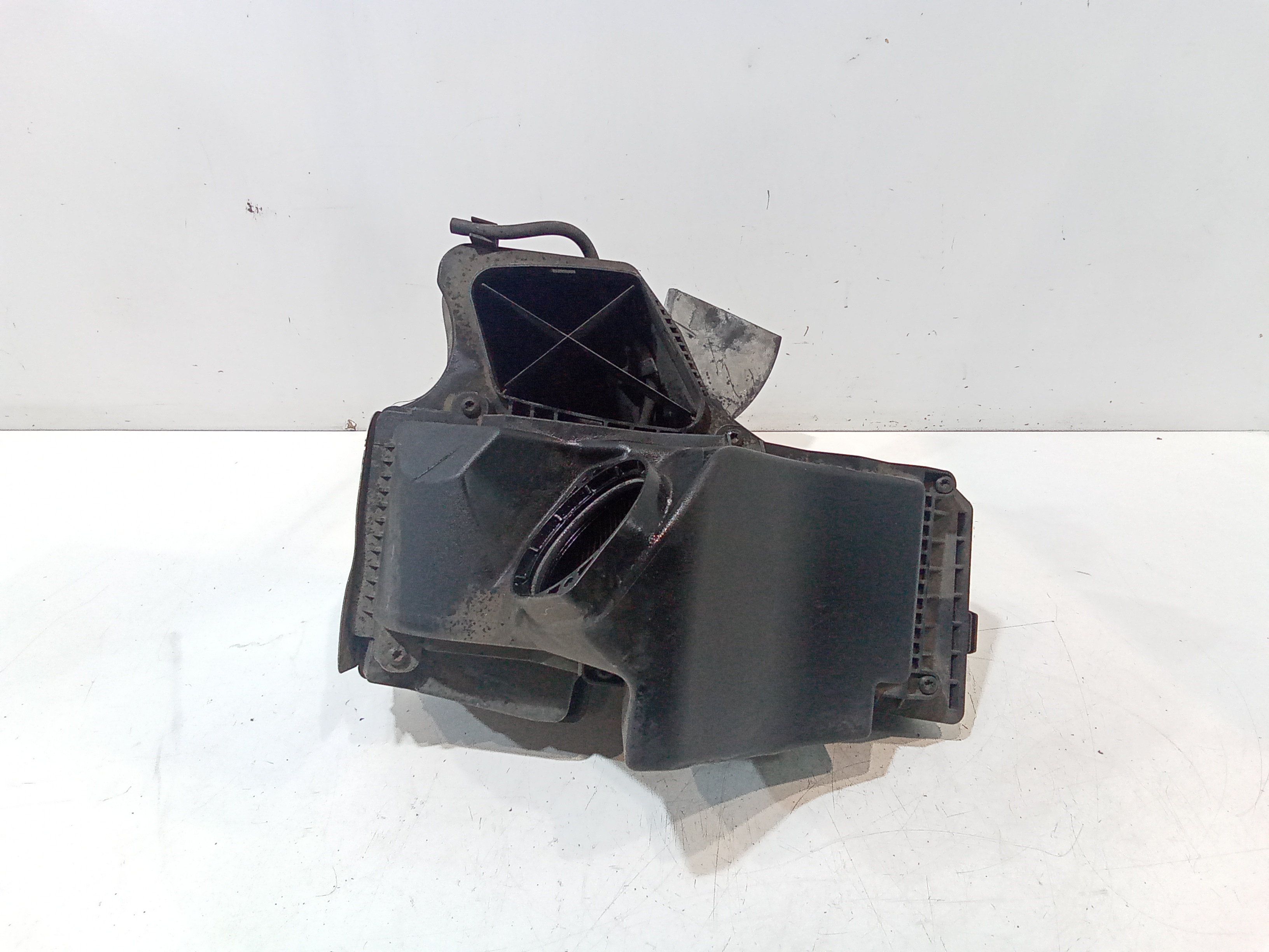 Filtro Aria Compl. 8R0133837S Usato