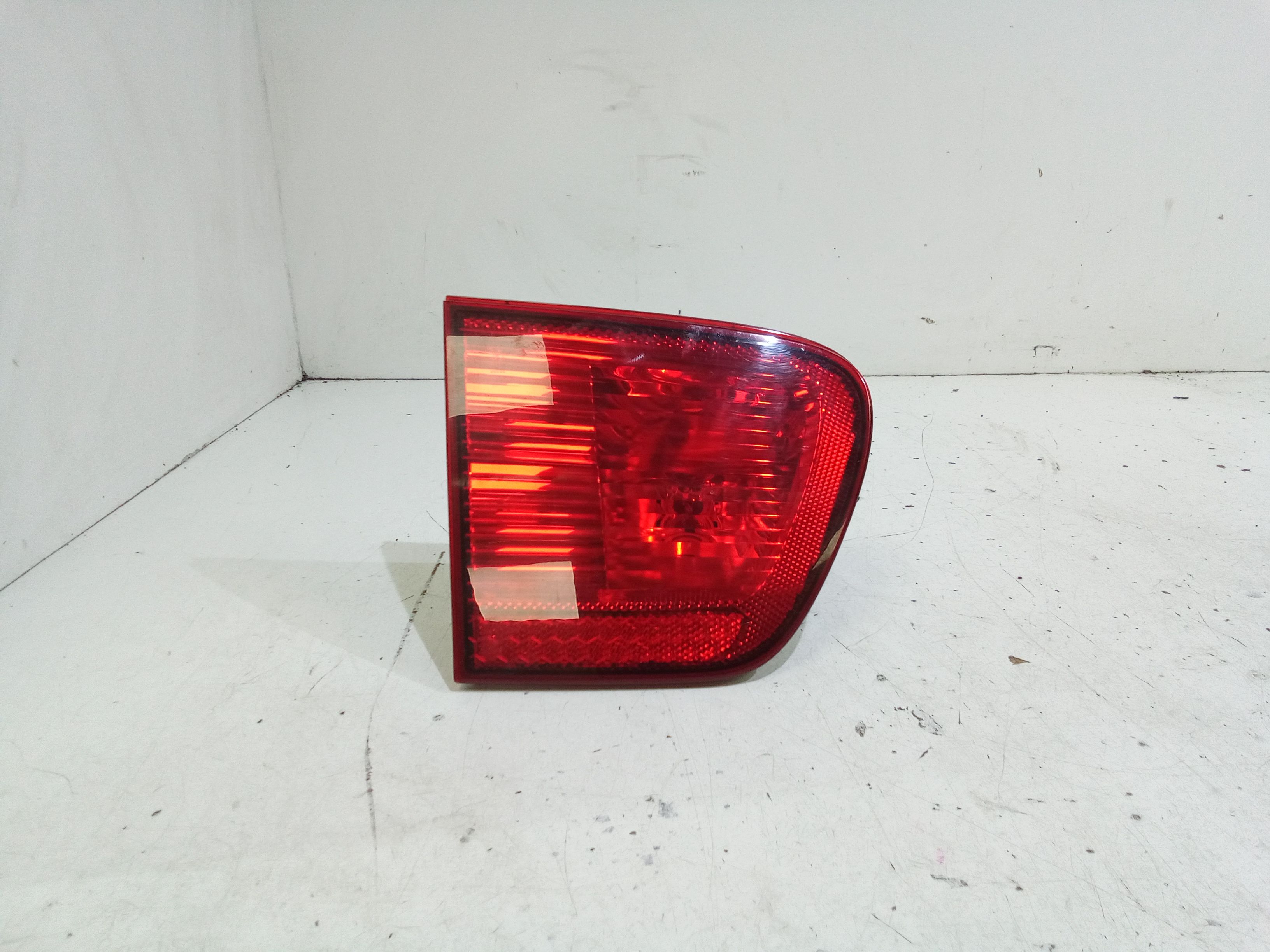 fanale stop supplementare sinistro - Immagine 1 di 4