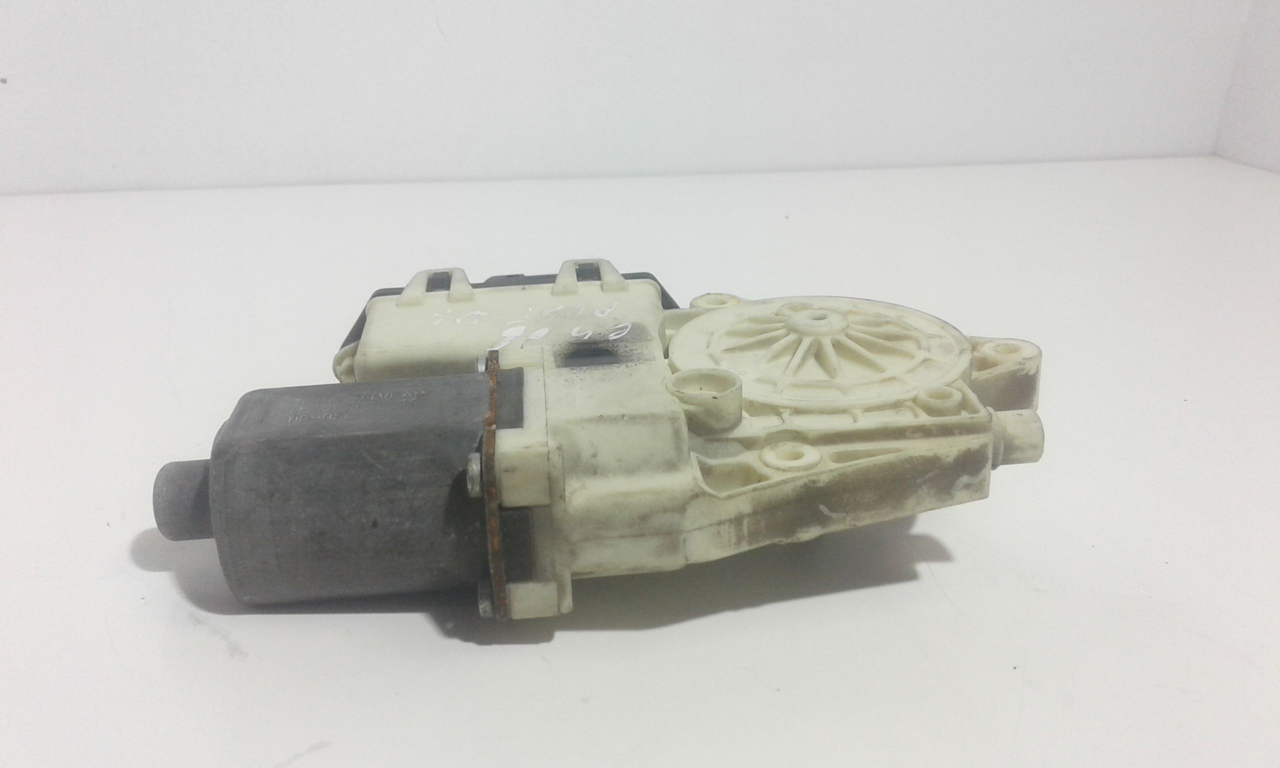 Motorino alzacristallo porta post. Destro - Immagine 1 di 6