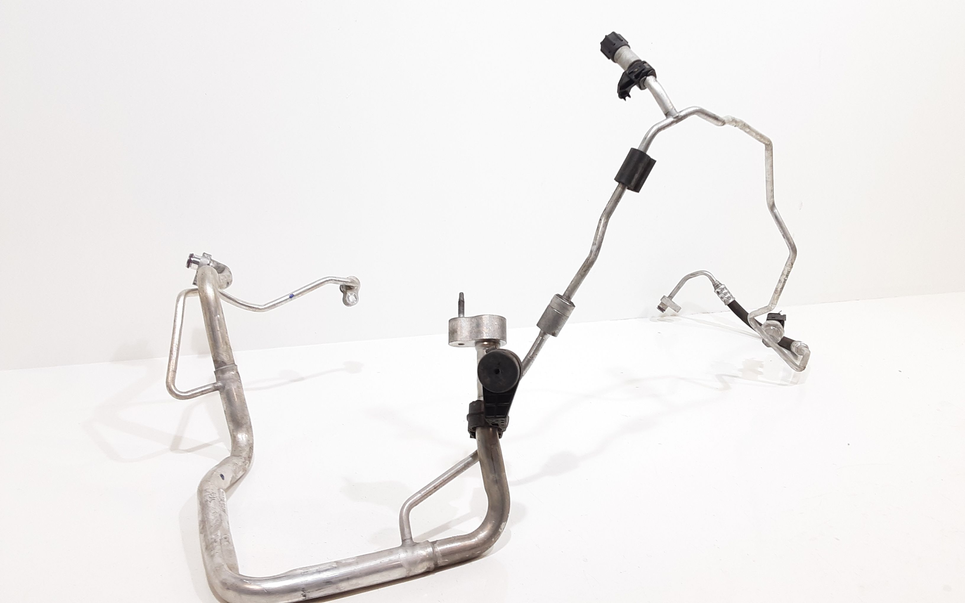 Kit tubi a/c - Immagine 1 di 4