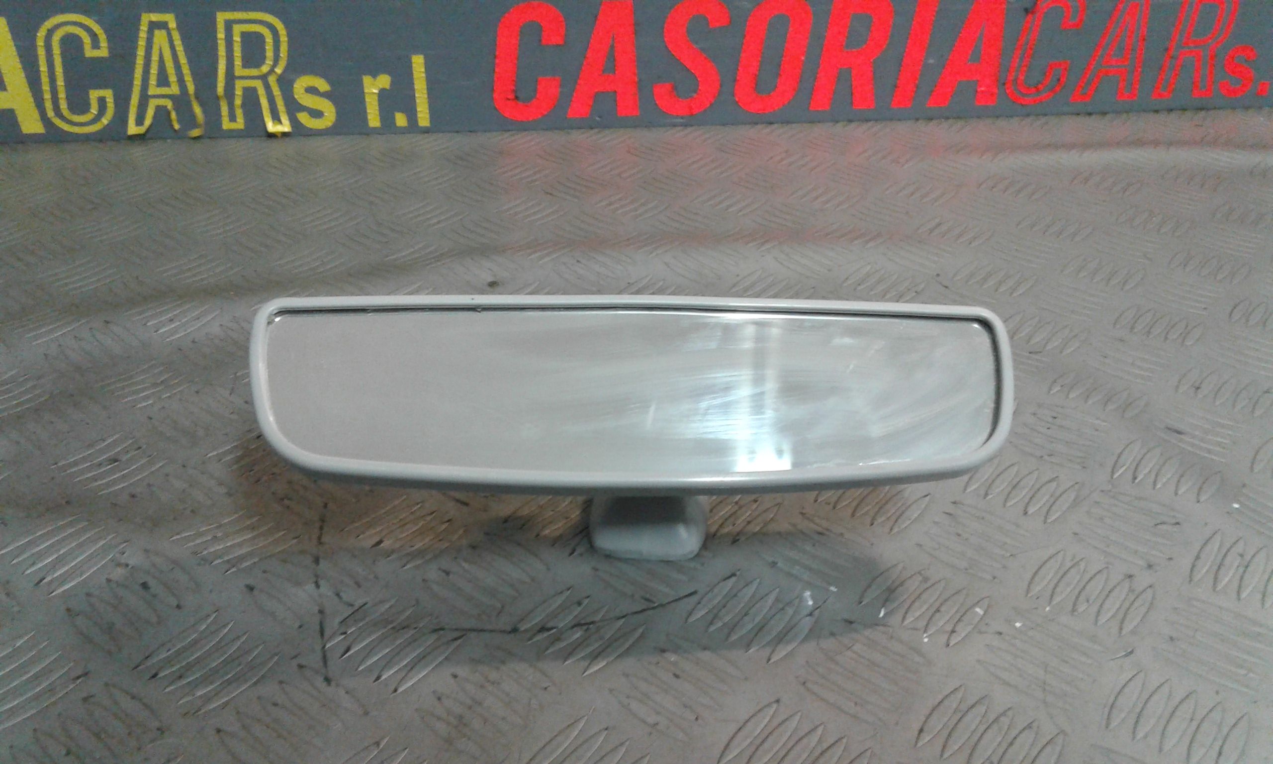 Retrovisore interno - Immagine 1 di 3