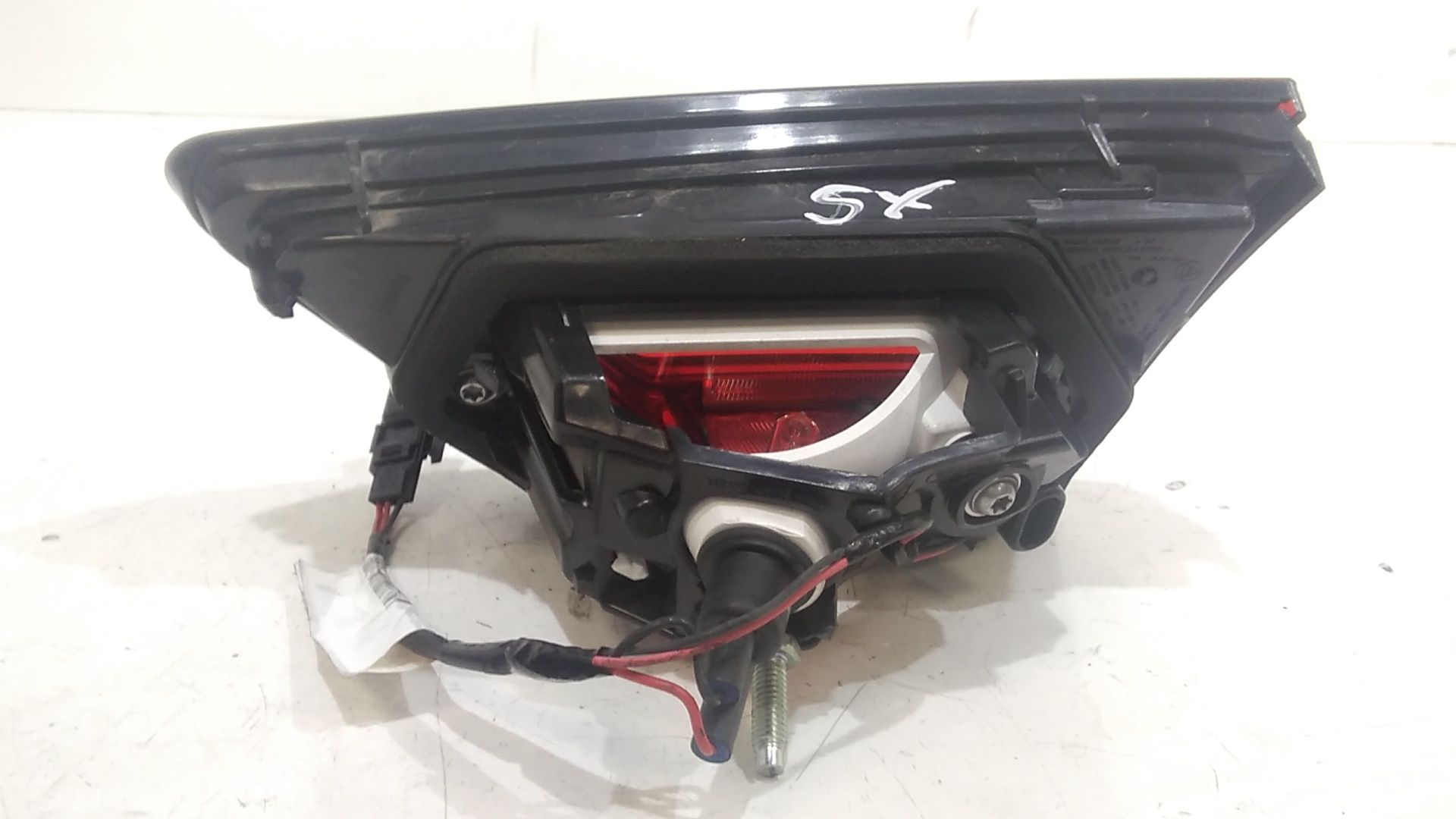 fanale stop supplementare sinistro - Immagine 1 di 5