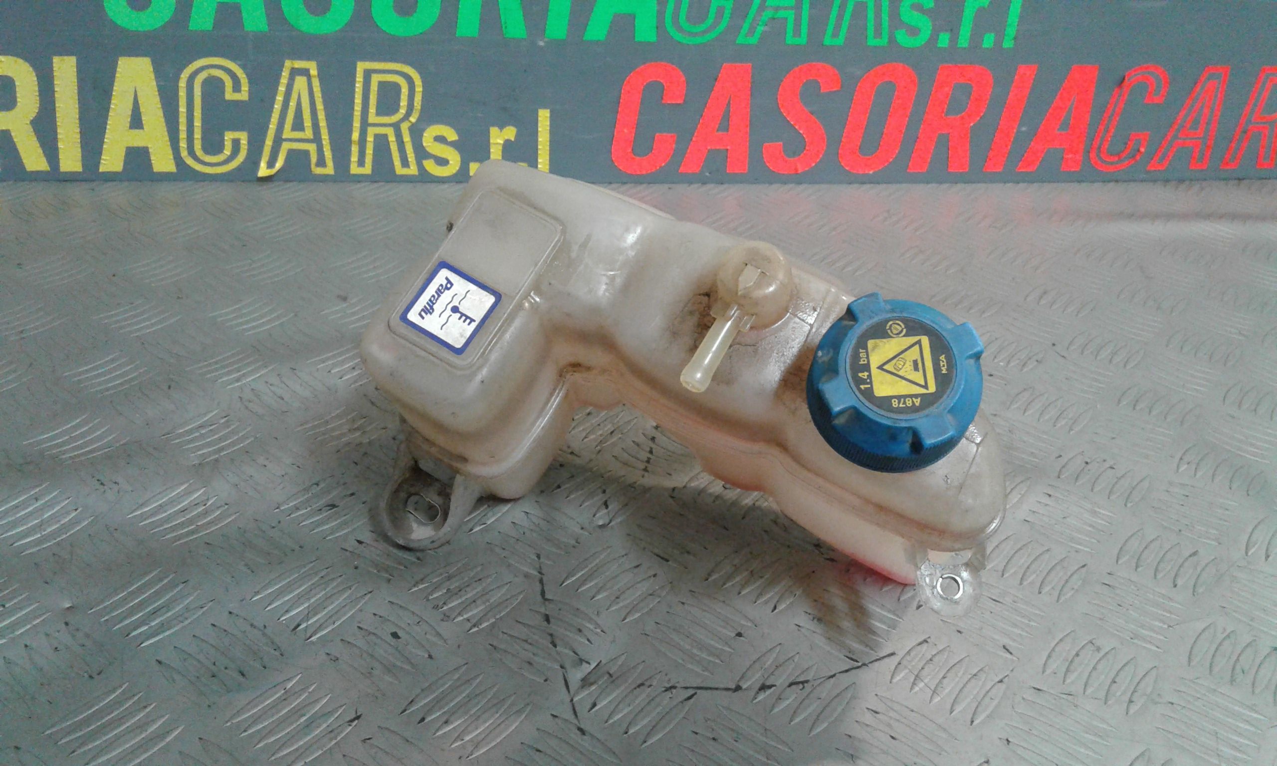vaschetta compensazione radiatore - Immagine 1 di 3